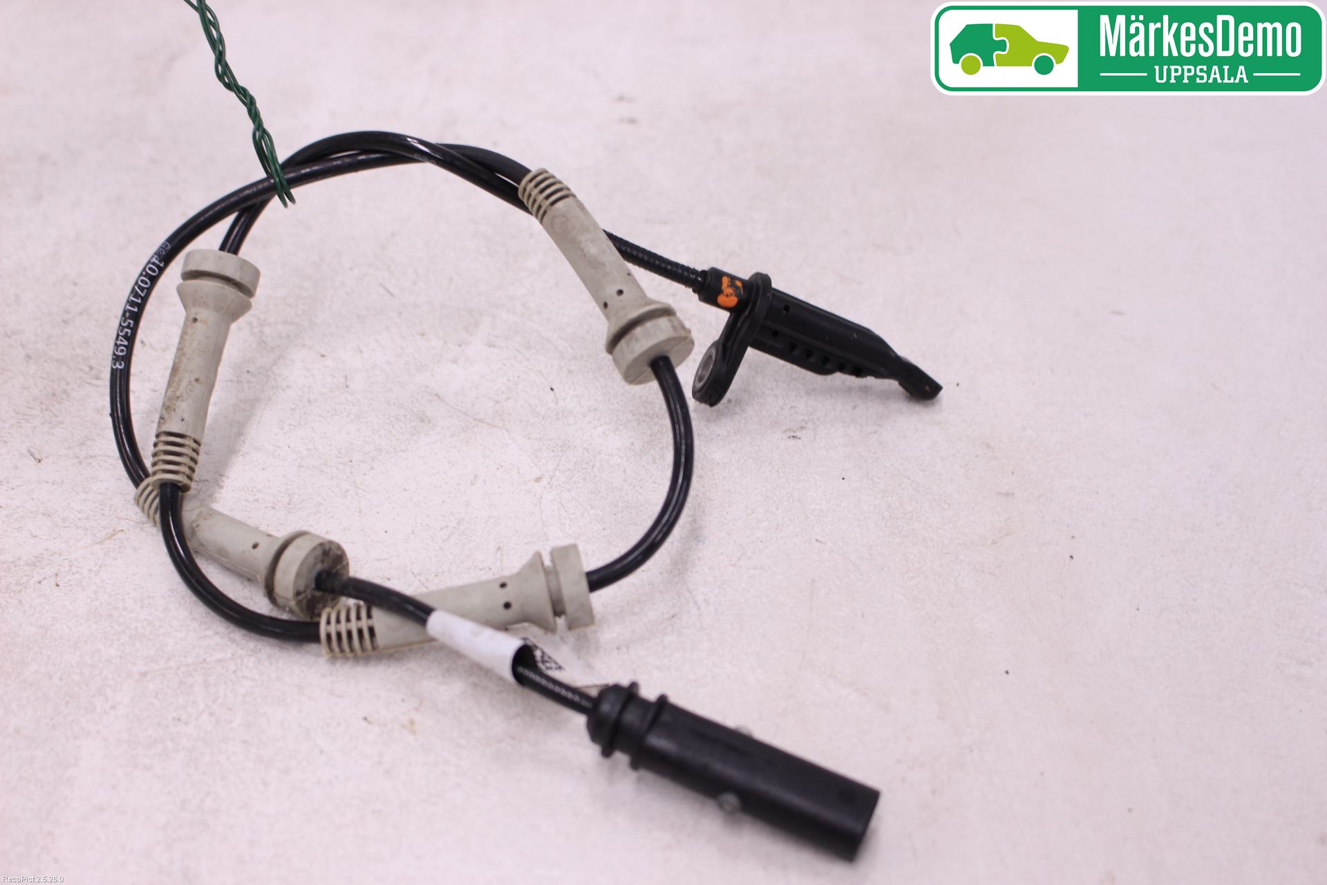 BMW 5 G30/G31/F90 17-23 Abs Sensor