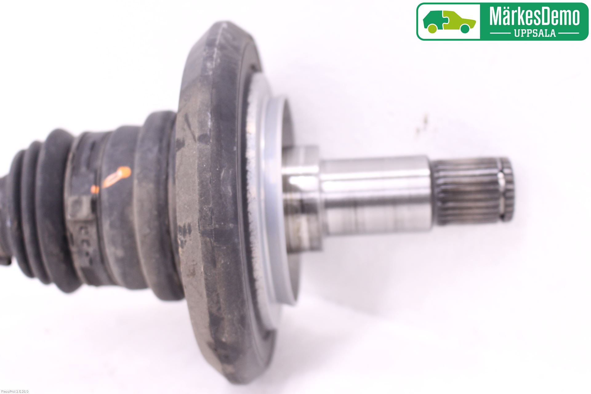 Mercedes-Benz MB E-KLASS (W213) 16-23 Drivaxel Bak Vänster