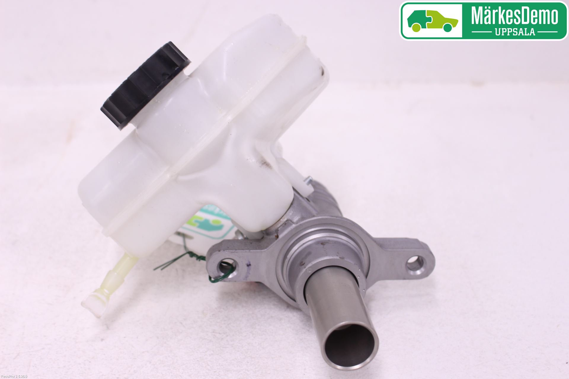 BMW 5 G30/G31/F90 17-23 Broms Huvudcylinder