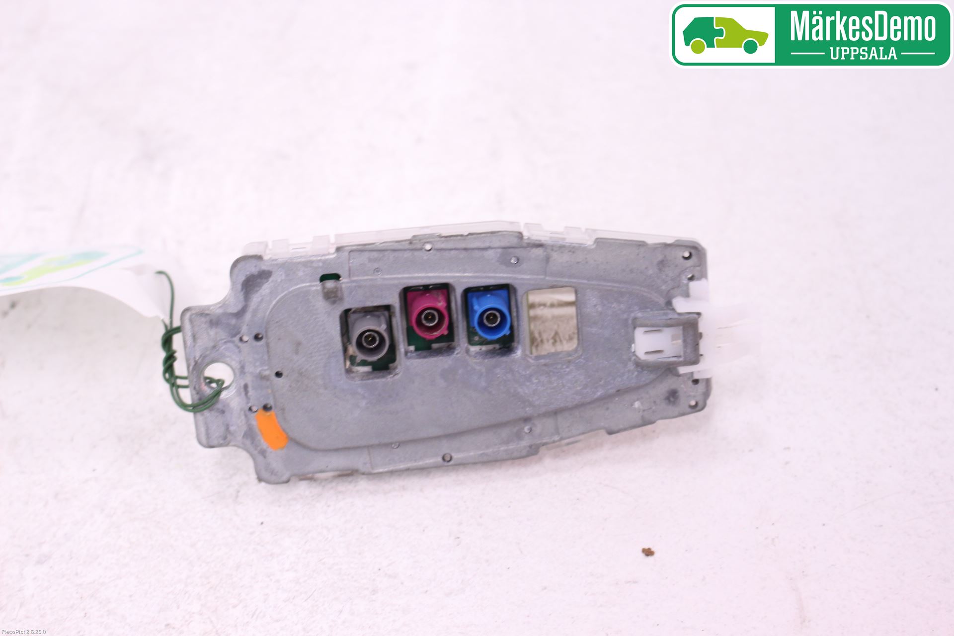 BMW 2 F45 Active Tourer 14-21 Antenn