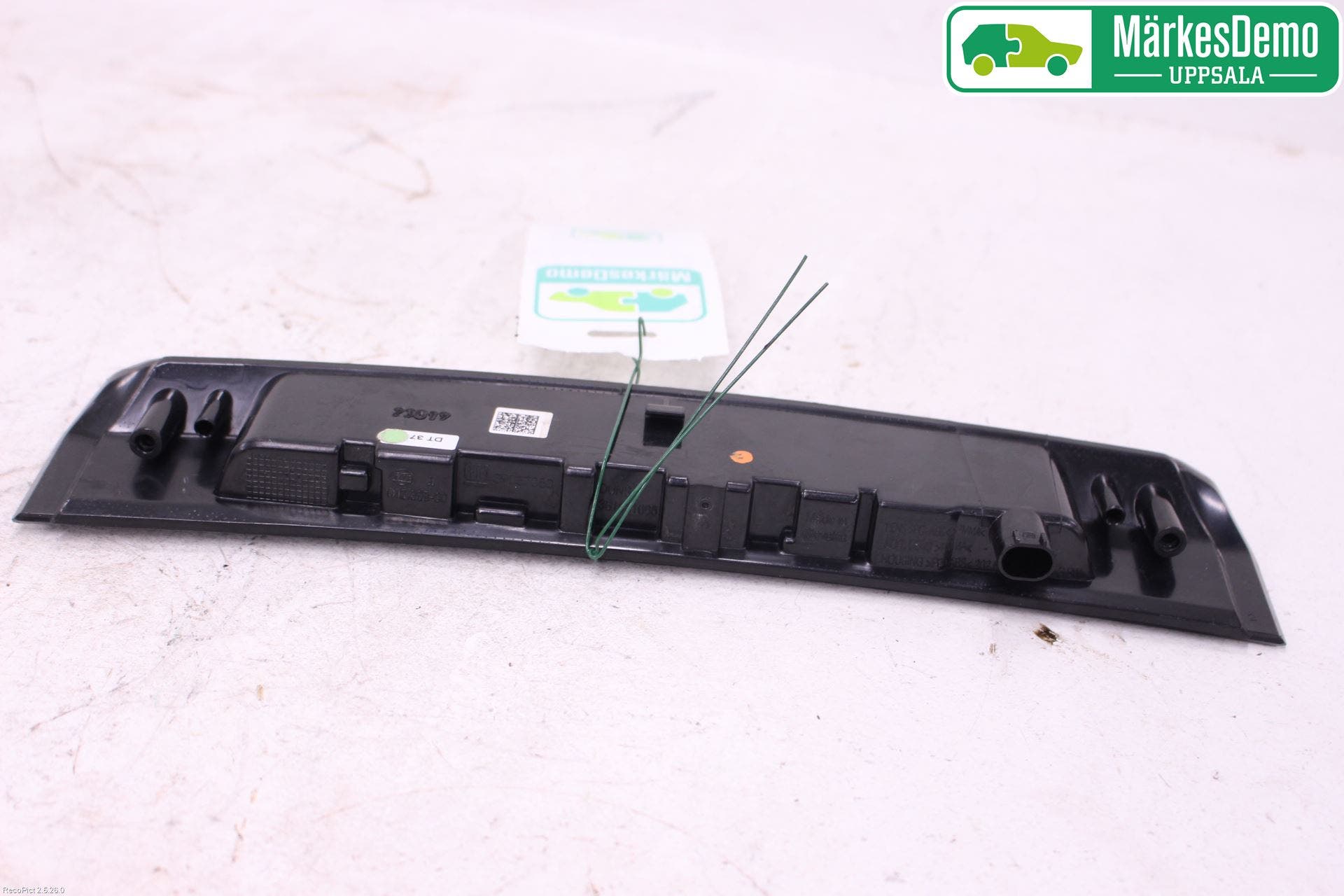 Opel INSIGNIA 17- Bromsljus Bakruta