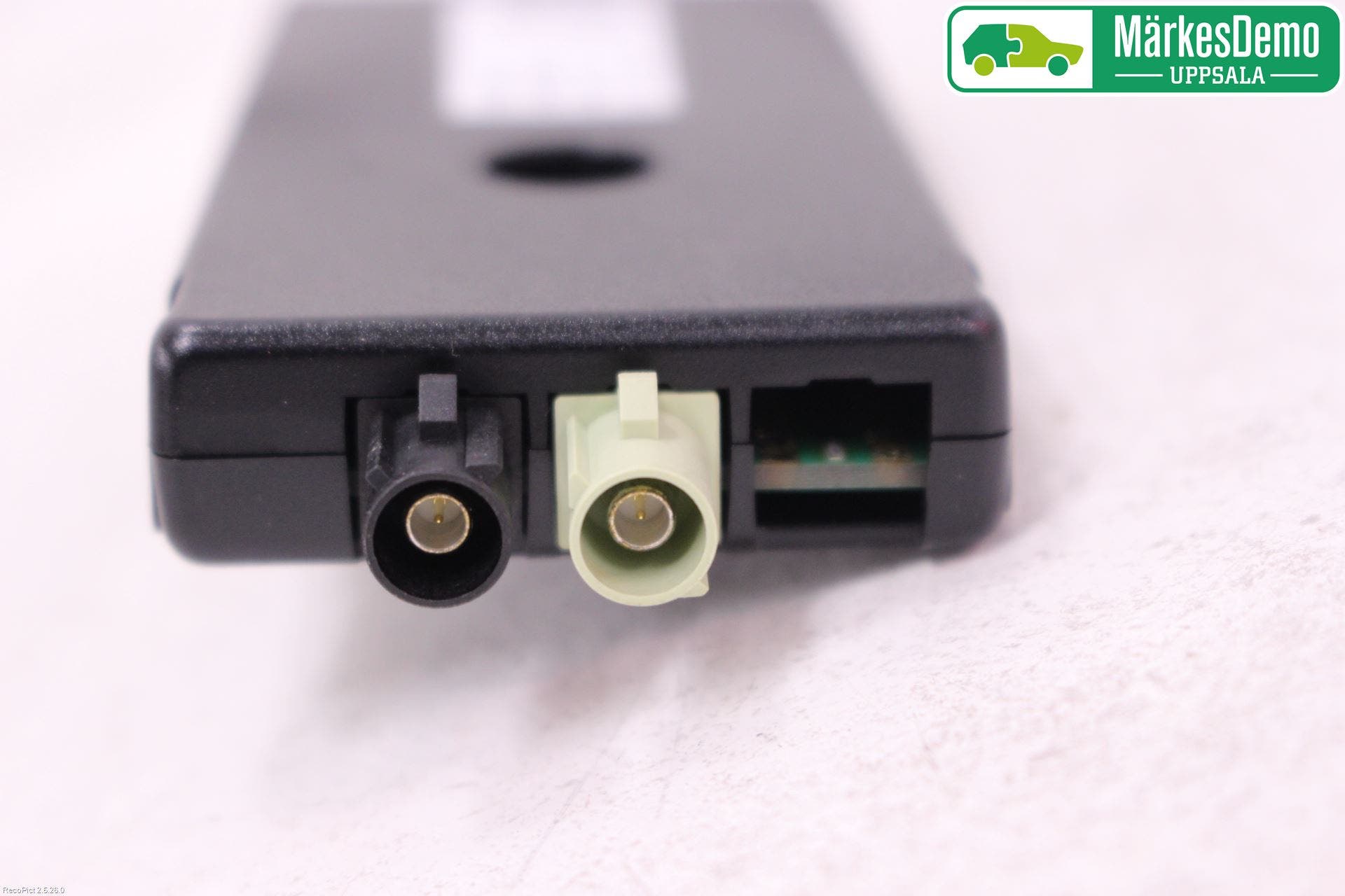 BMW 5 G30/G31/F90 17-23 Antennförstärkare