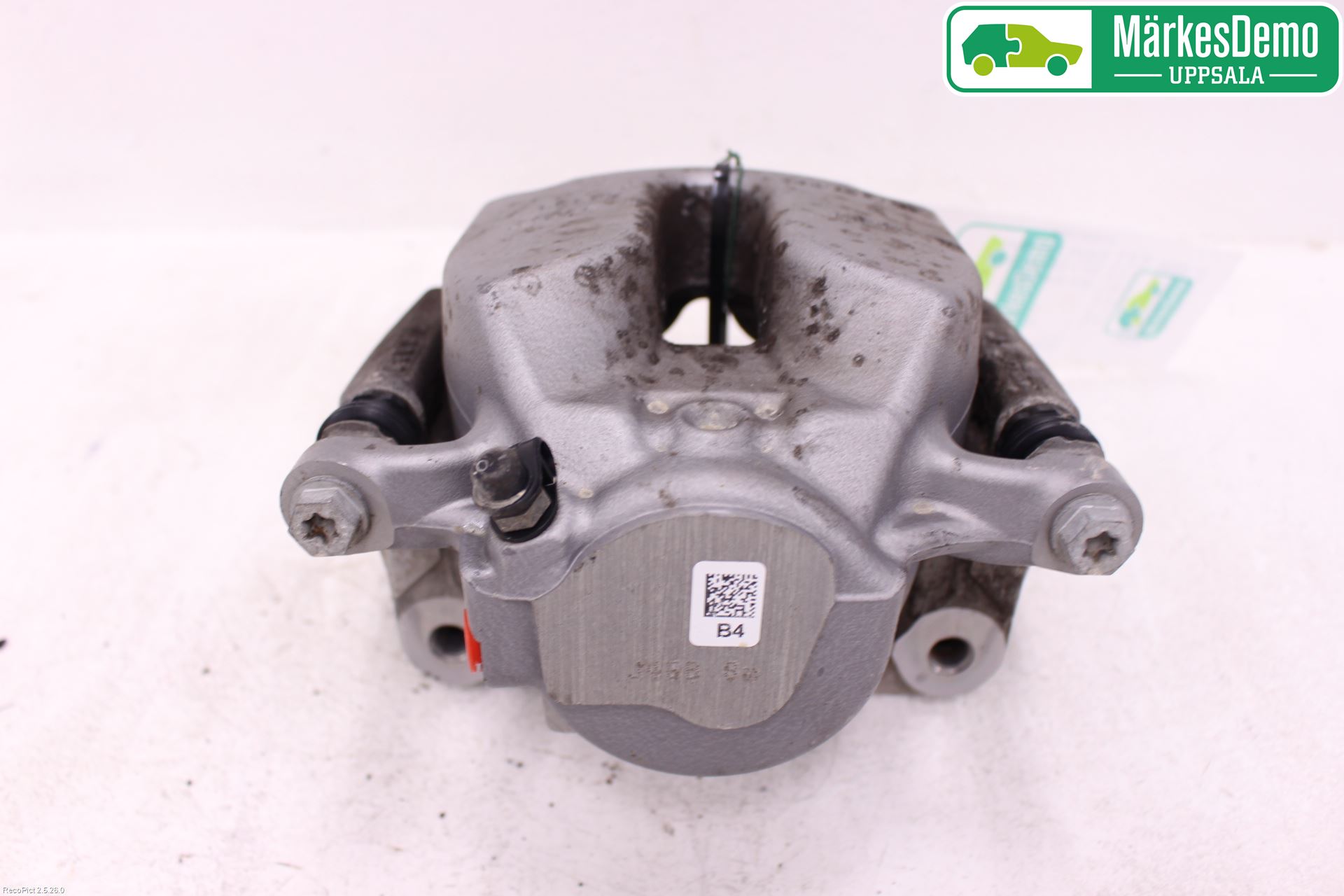 BMW 5 G30/G31/F90 17-23 Bromsok Fram Höger