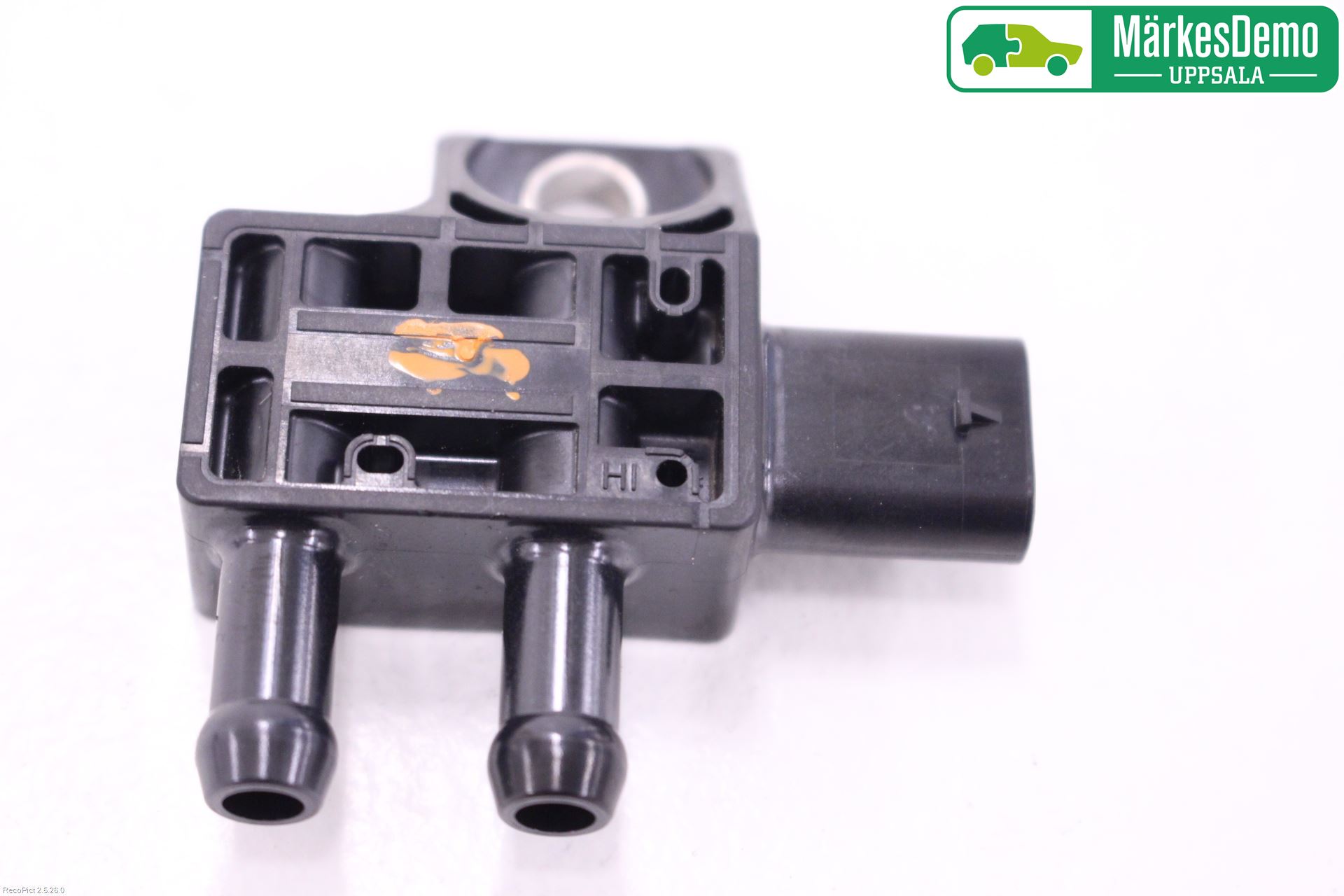 BMW 5 G30/G31/F90 17-23 Sensor Avgas