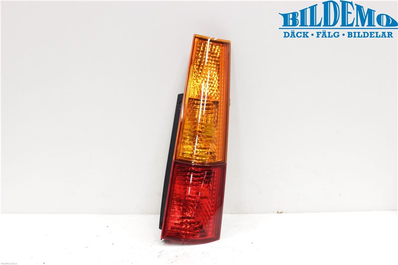 Suzuki IGNIS 01-20 Bakljus Höger