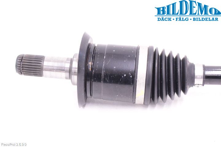BMW 2 F22/F23/F87 Coupé/Cab 13-21 Drivaxel Bak Höger