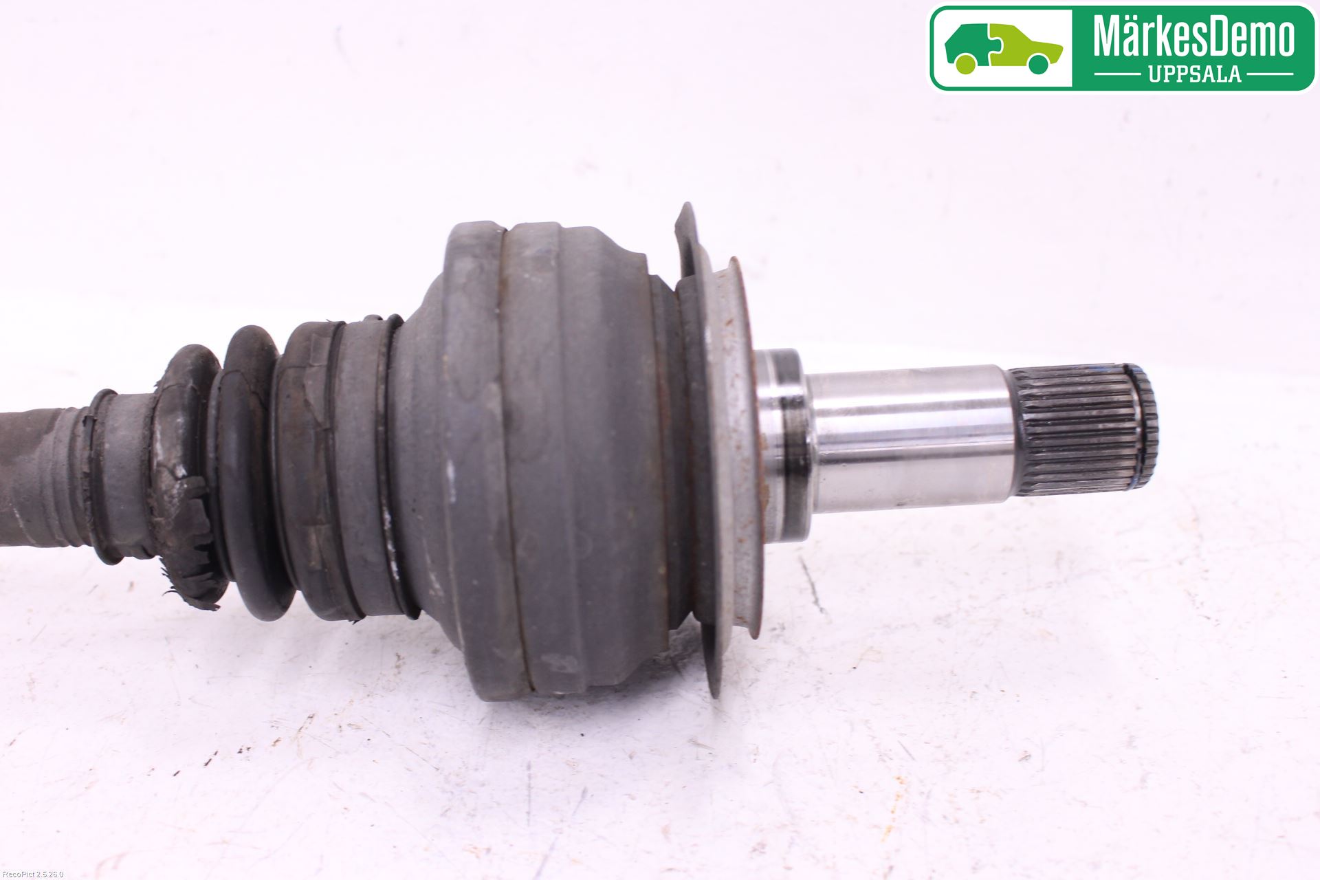 Mercedes-Benz MB S-KLASS (W221) 05-13 Drivaxel Bak Höger