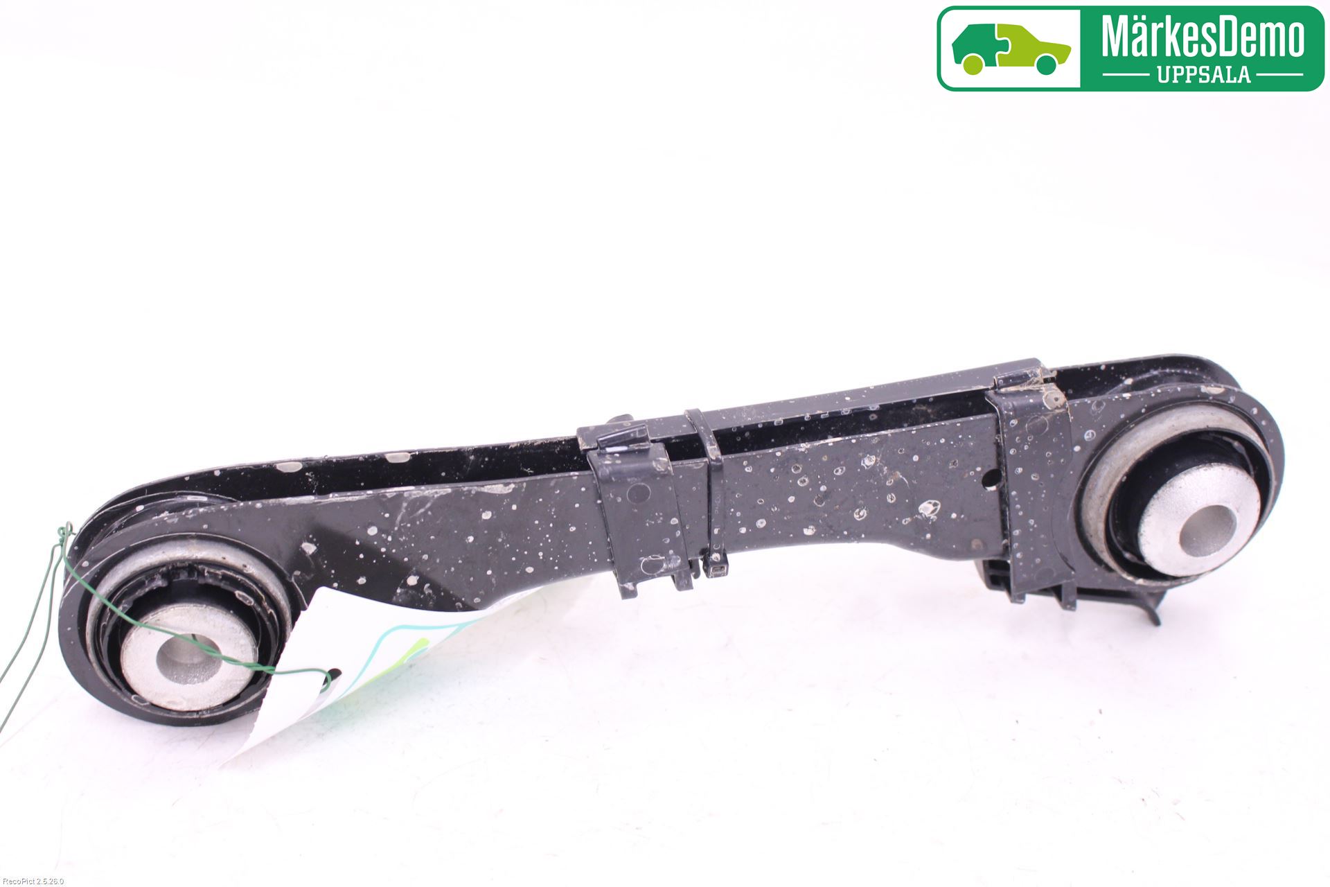 BMW 5 G30/G31/F90 17-23 Bärarm Bak Övre Höger