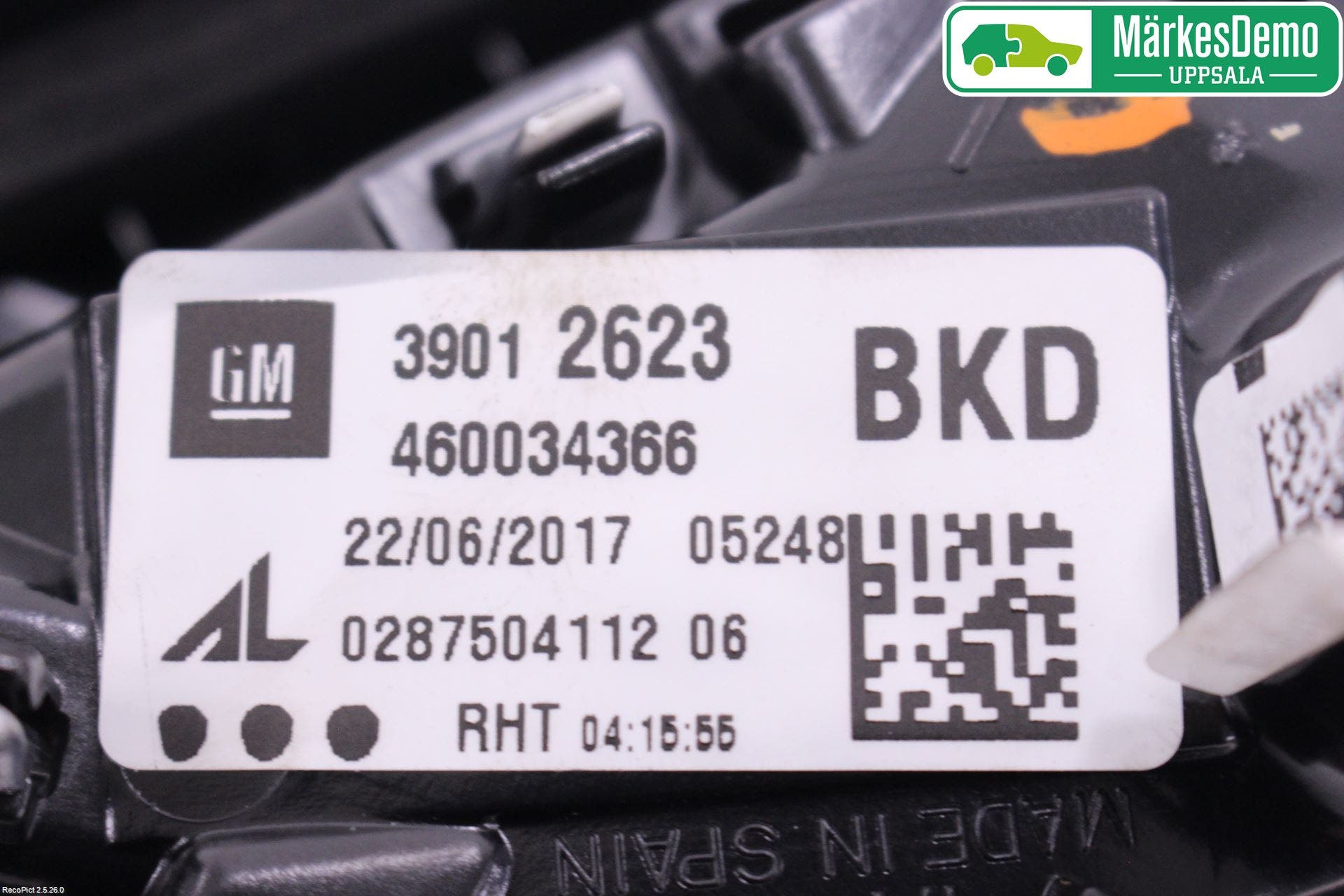 Opel CORSA E 15-19 Bakljus Lucka Vä