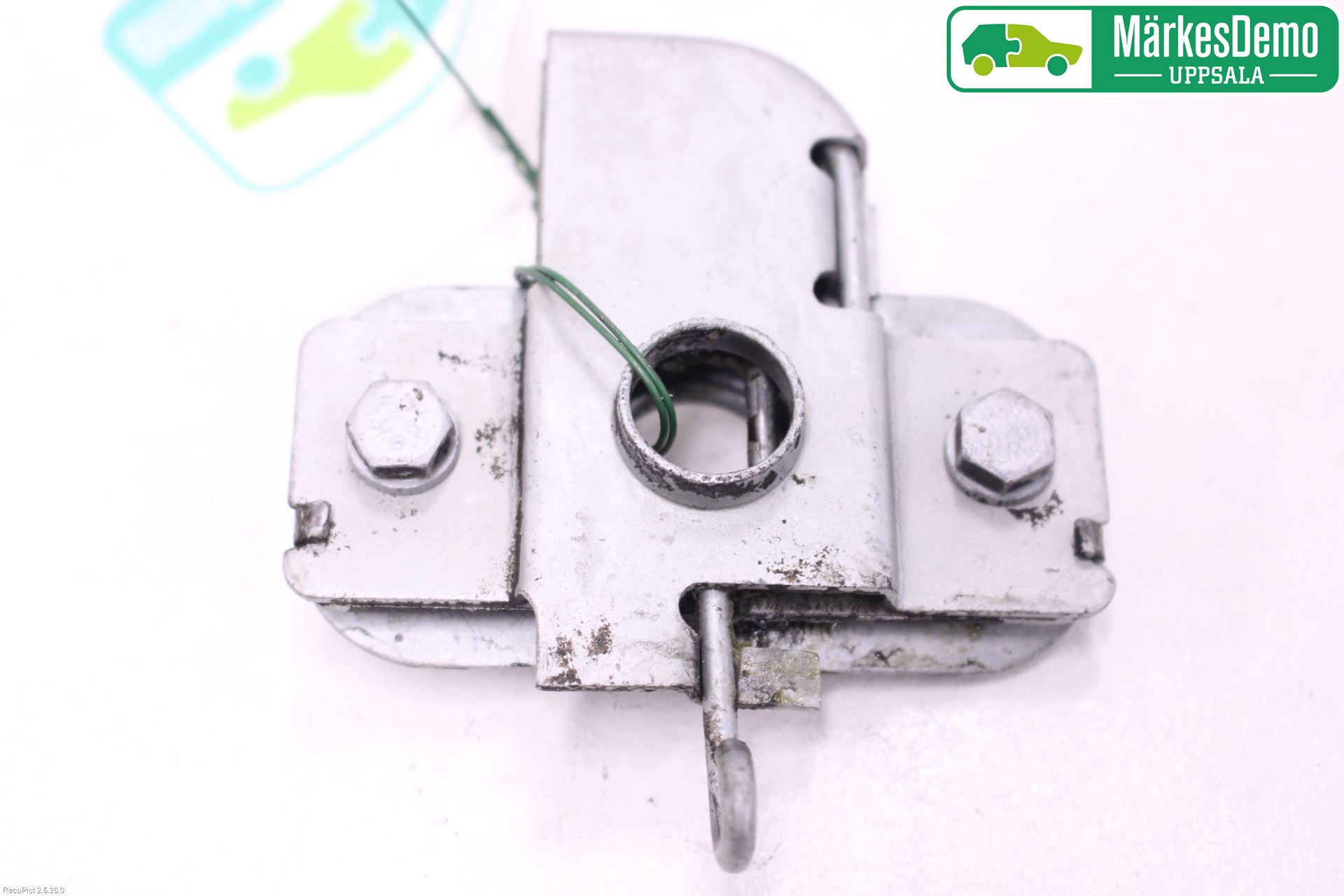 Saab 9-5 -05 Huvlås