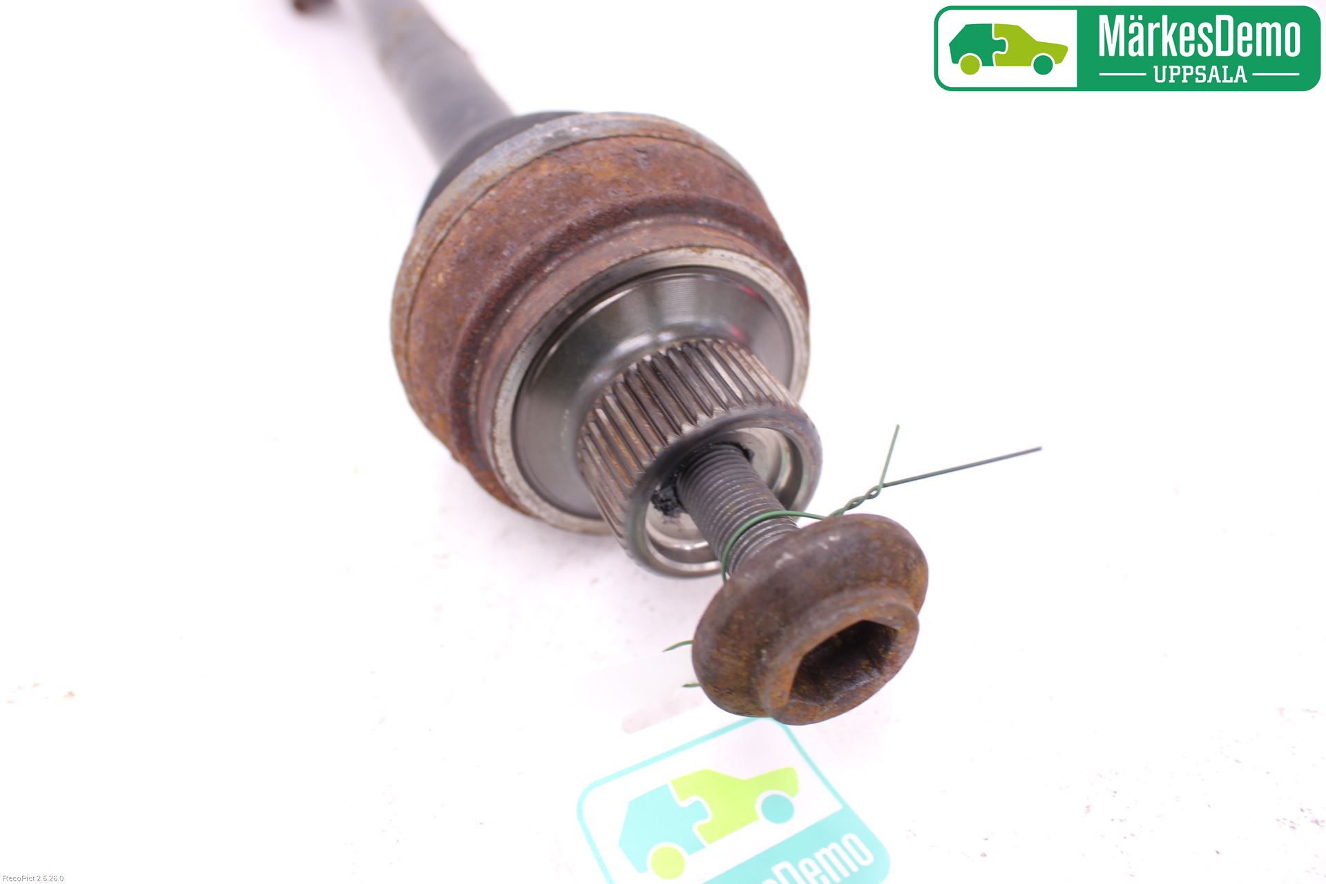 Audi A8/S8 4H 10-17 Drivaxel Bak Vänster