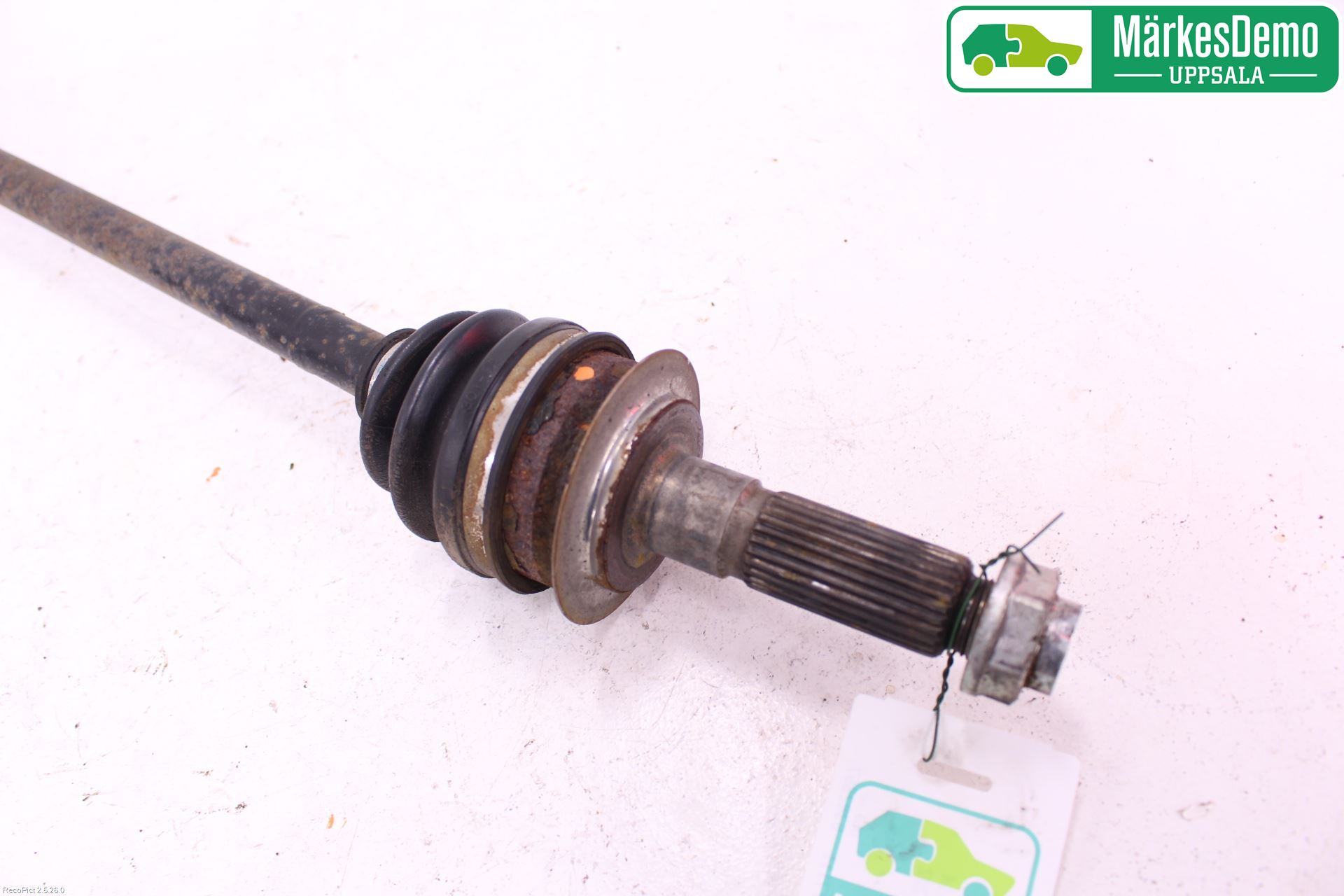 Subaru OUTBACK 10-15 Drivaxel Bak Vänster