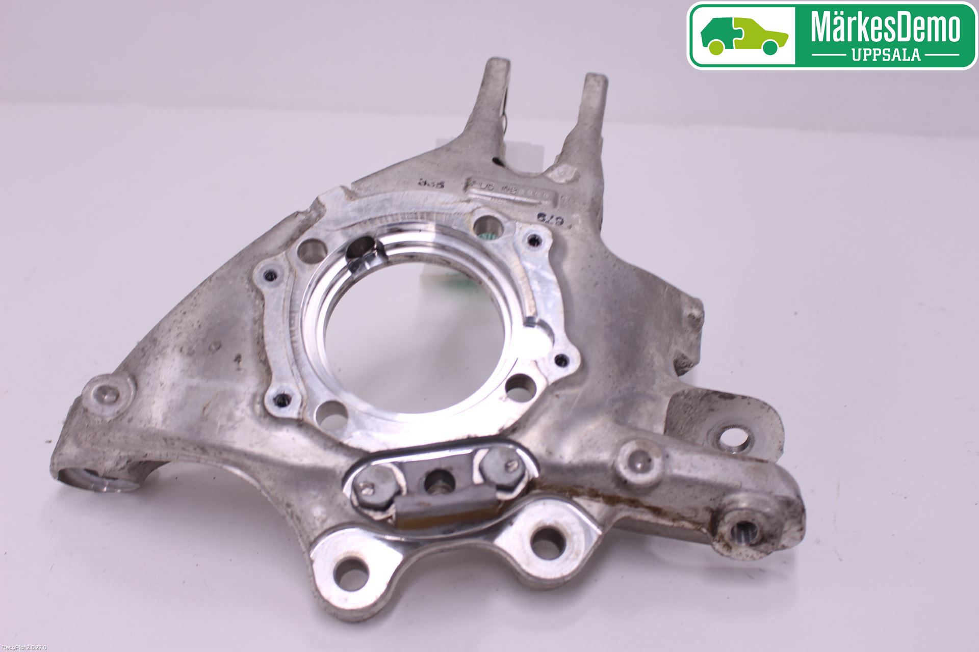BMW 4 F32/F33/F82/F83 13-20 Hjullagerhus-Spindel Vä B