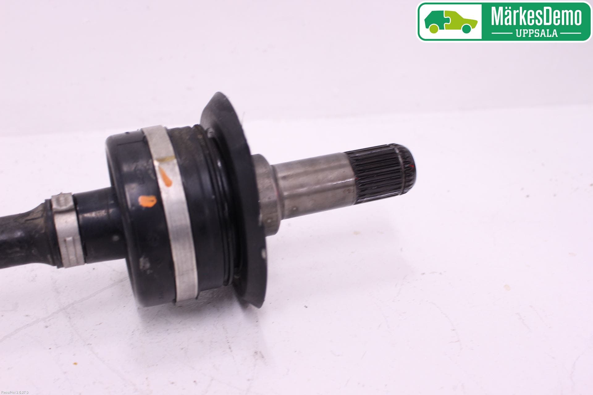 BMW X3 G01 18- Drivaxel Bak Höger