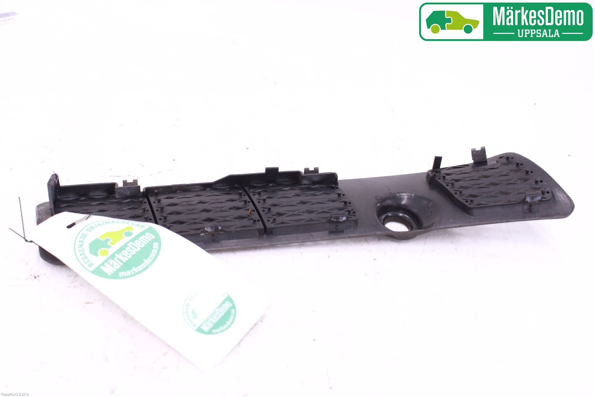 BMW 3 E30 83-94 Torpedplåt-Torpedplast