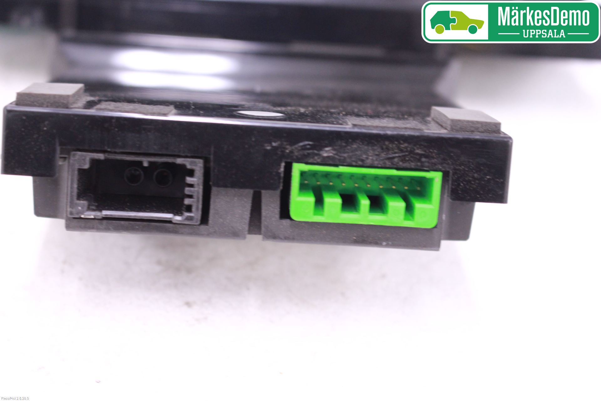 Volvo V70 08-13 Cd Radio - Multimediapanel