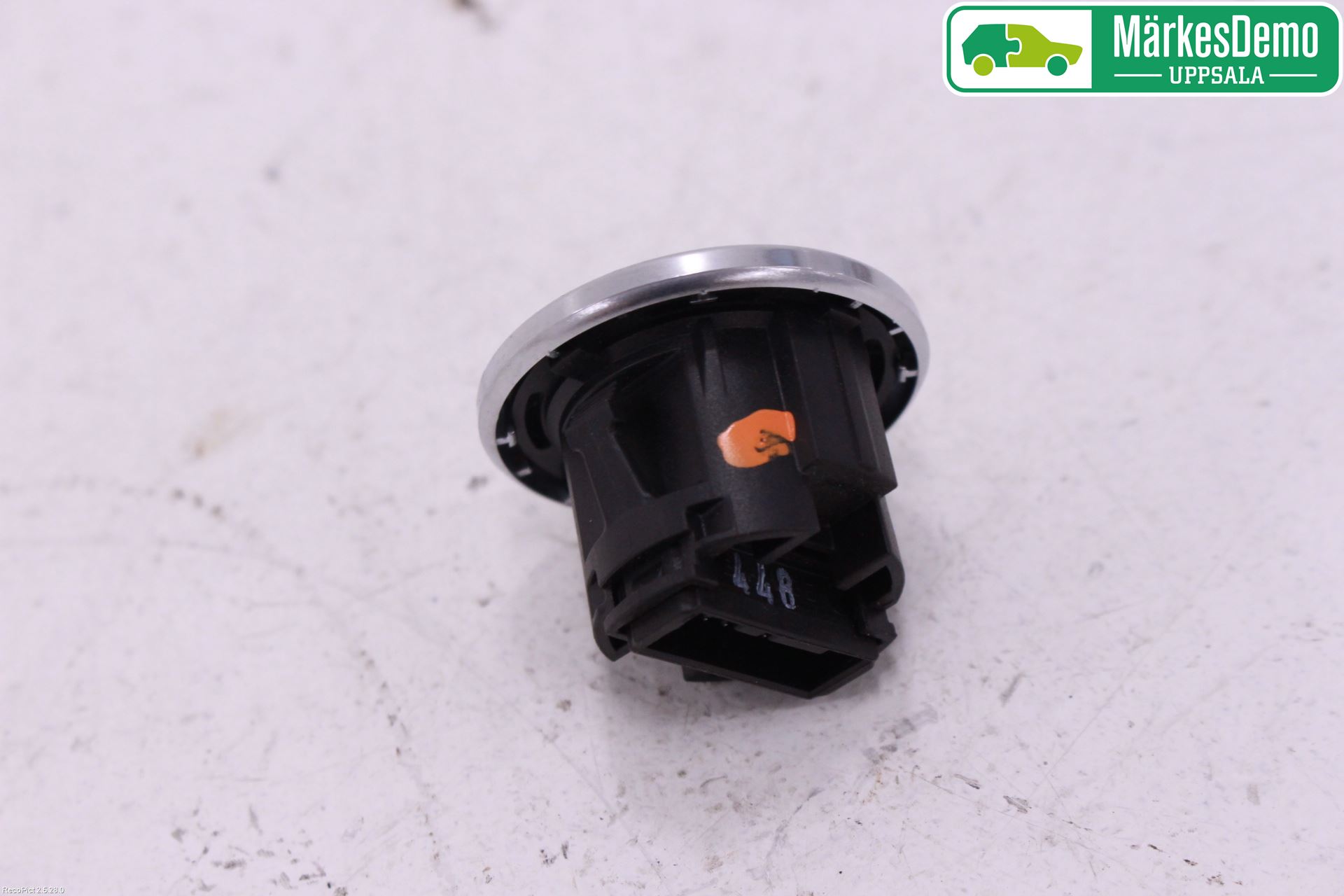 BMW 1 E87/81 5D/3D 03-11 Startknapp Personbil