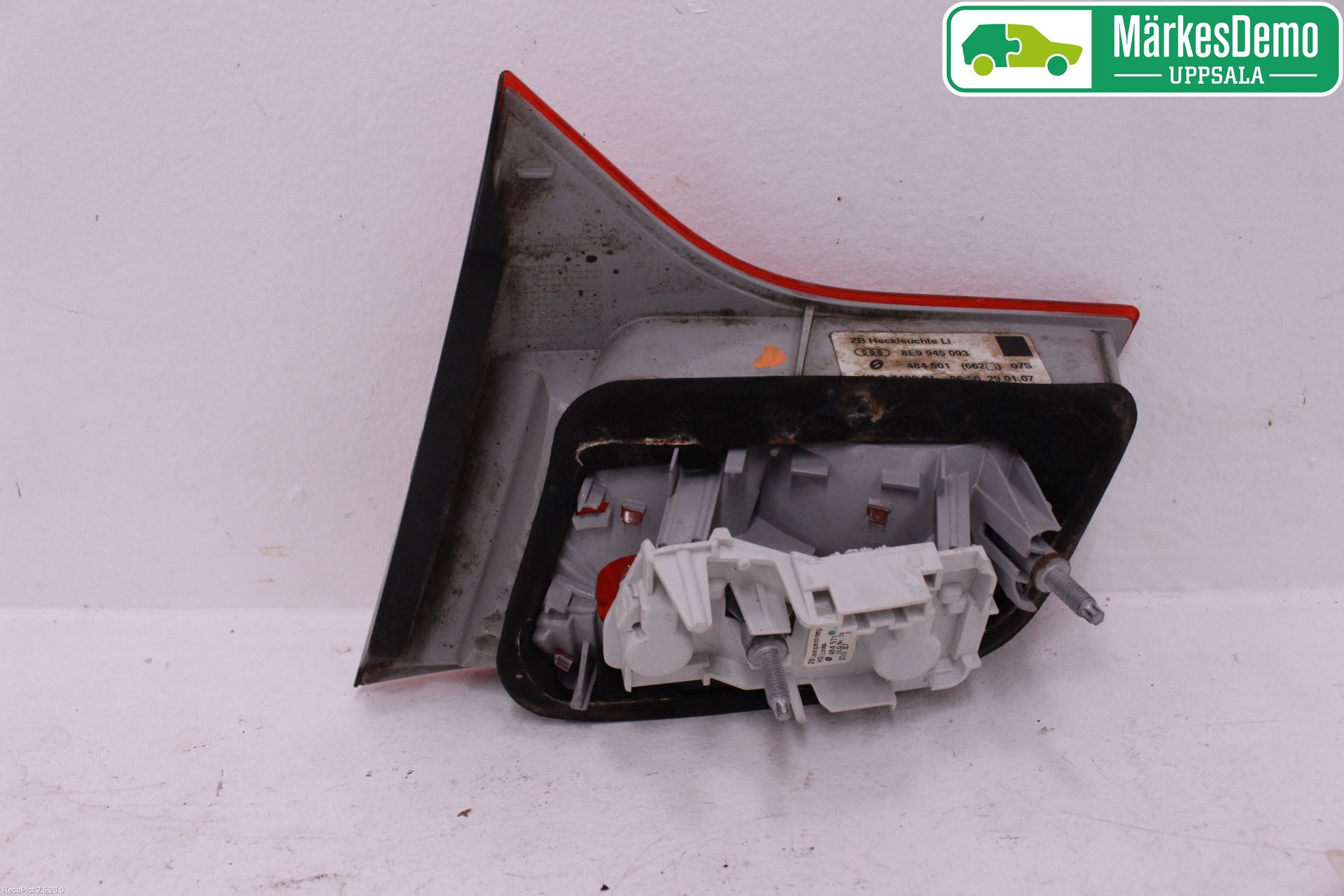 Audi A4/S4 05-07 Bakljus Lucka Vä