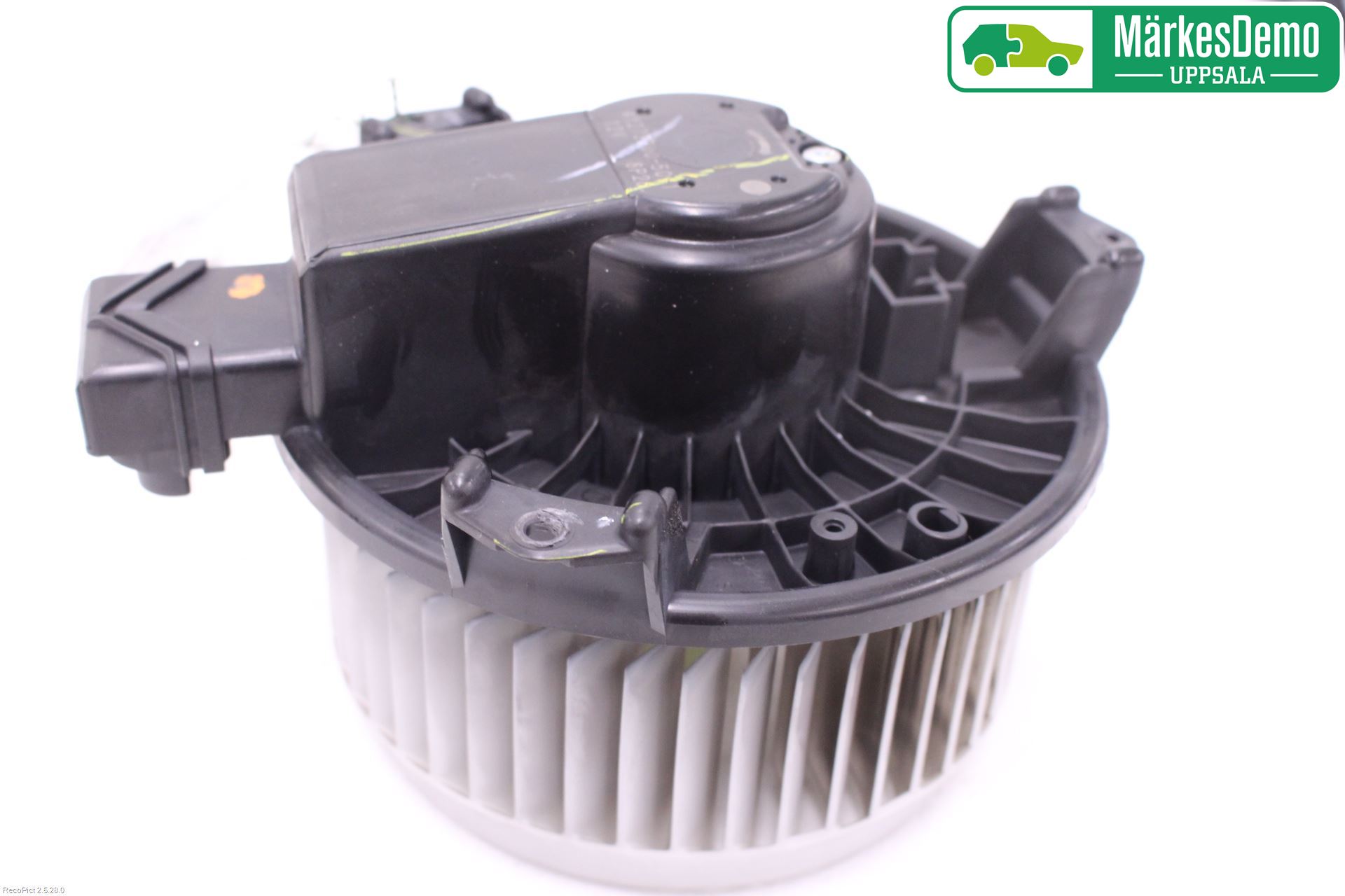 Fiat FREEMONT Värmefläkt