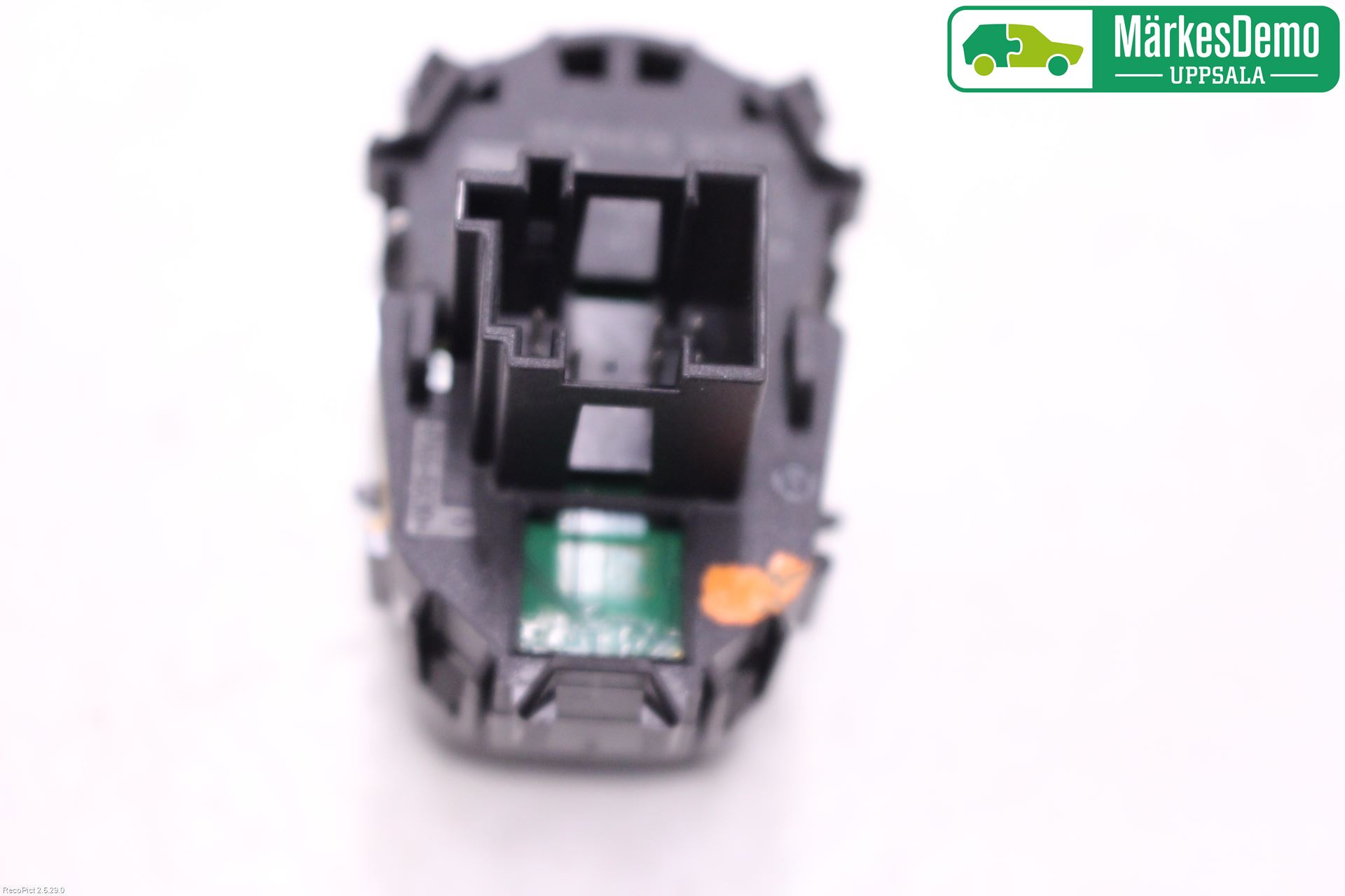 BMW 5 G30/G31/F90 17-23 Startknapp Personbil