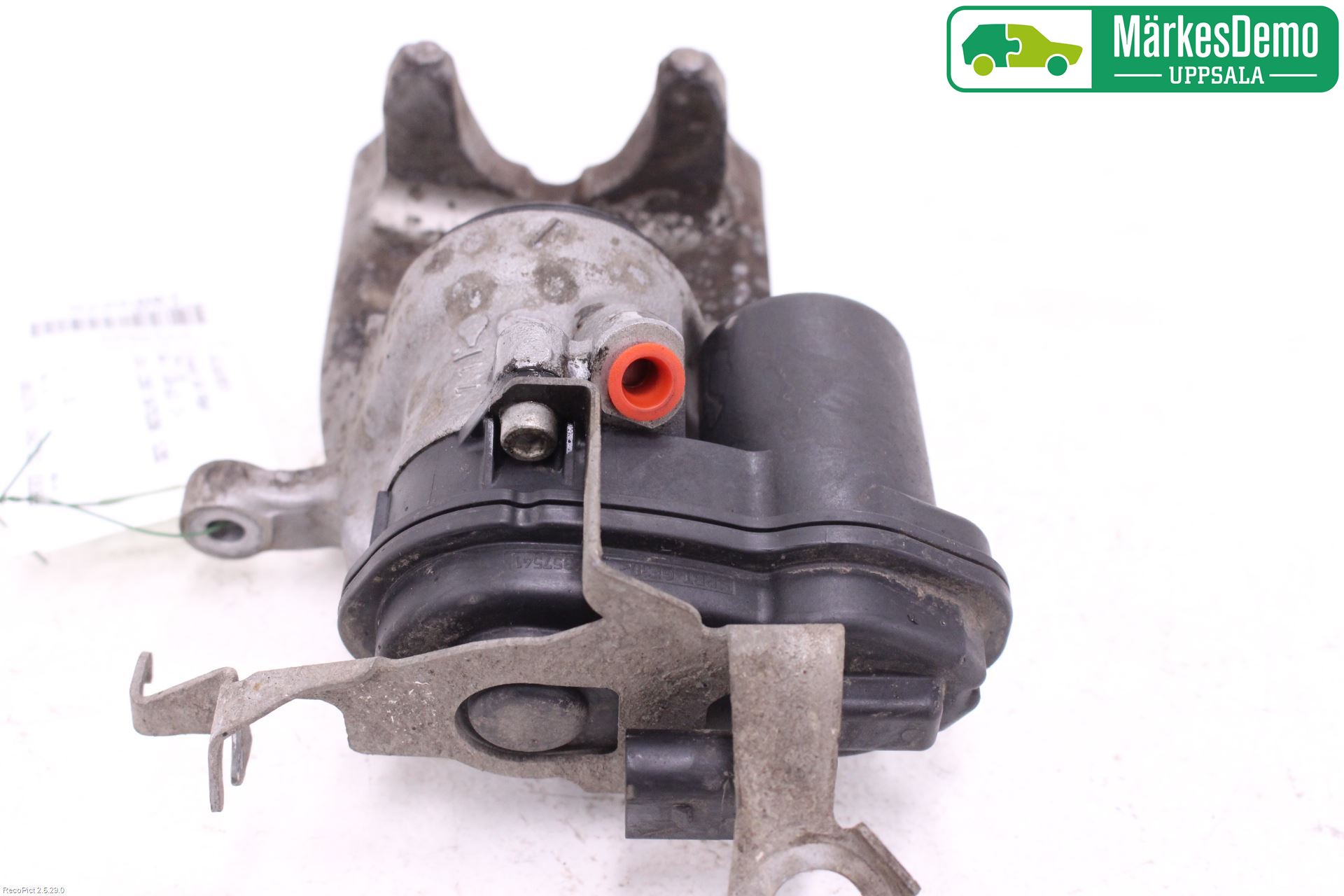 BMW 5 G30/G31/F90 17-23 Bromsok Bak Höger