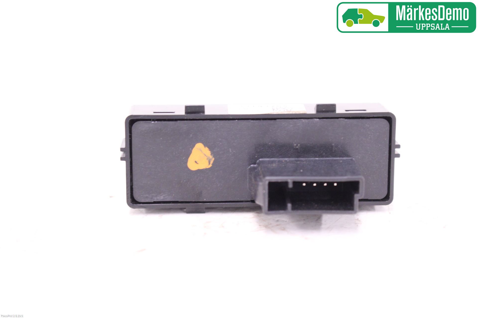 Opel INSIGNIA 17- Strömställare Övrigt