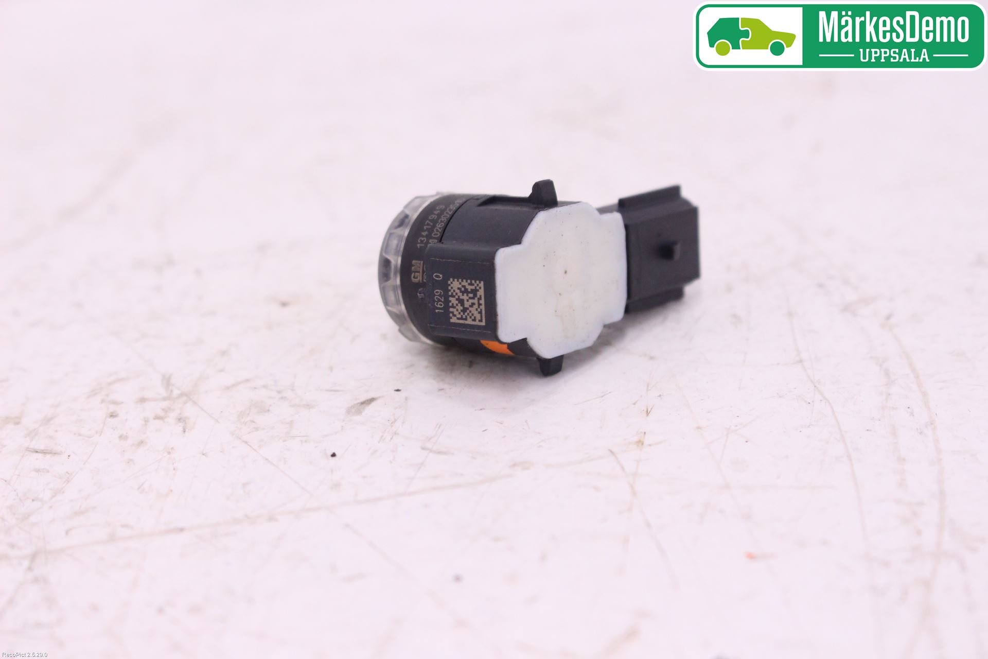 Opel INSIGNIA 17- Parkeringshjälp Backsensor