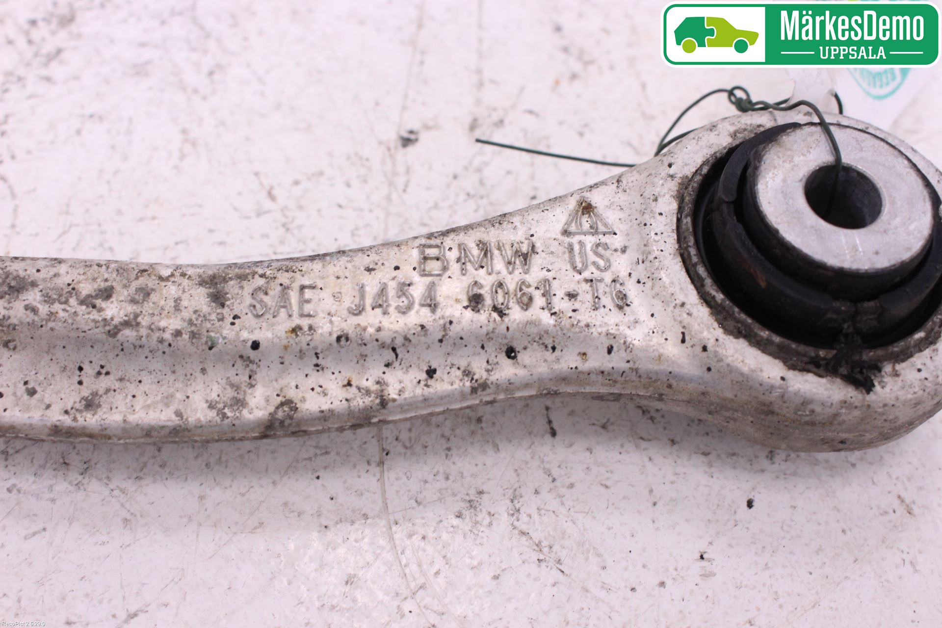 BMW X6 E71/E72   08-14 Bärarm Bak Vänster