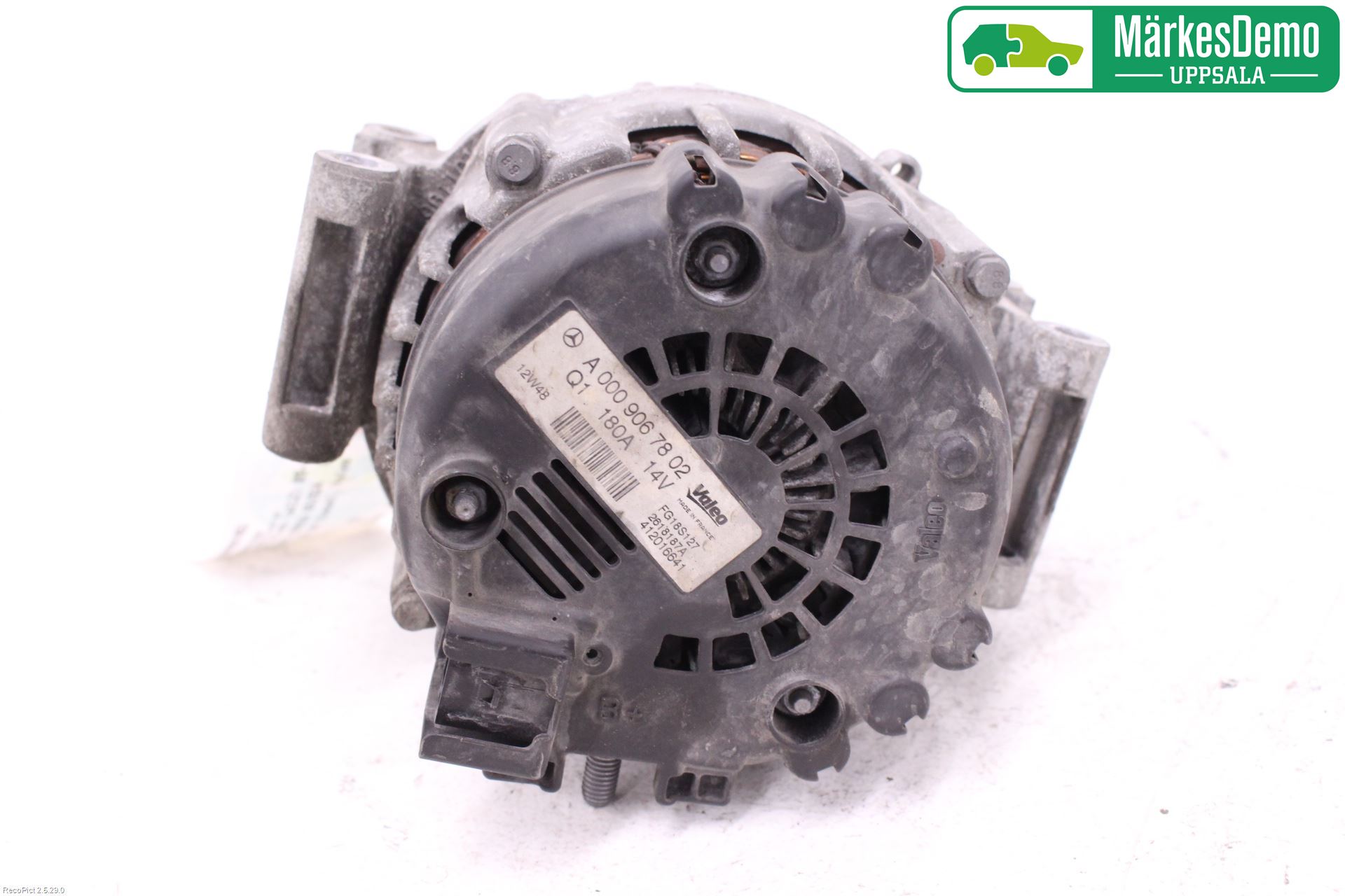 Mercedes-Benz MB E-KLASS (W212) 09-16 Generator