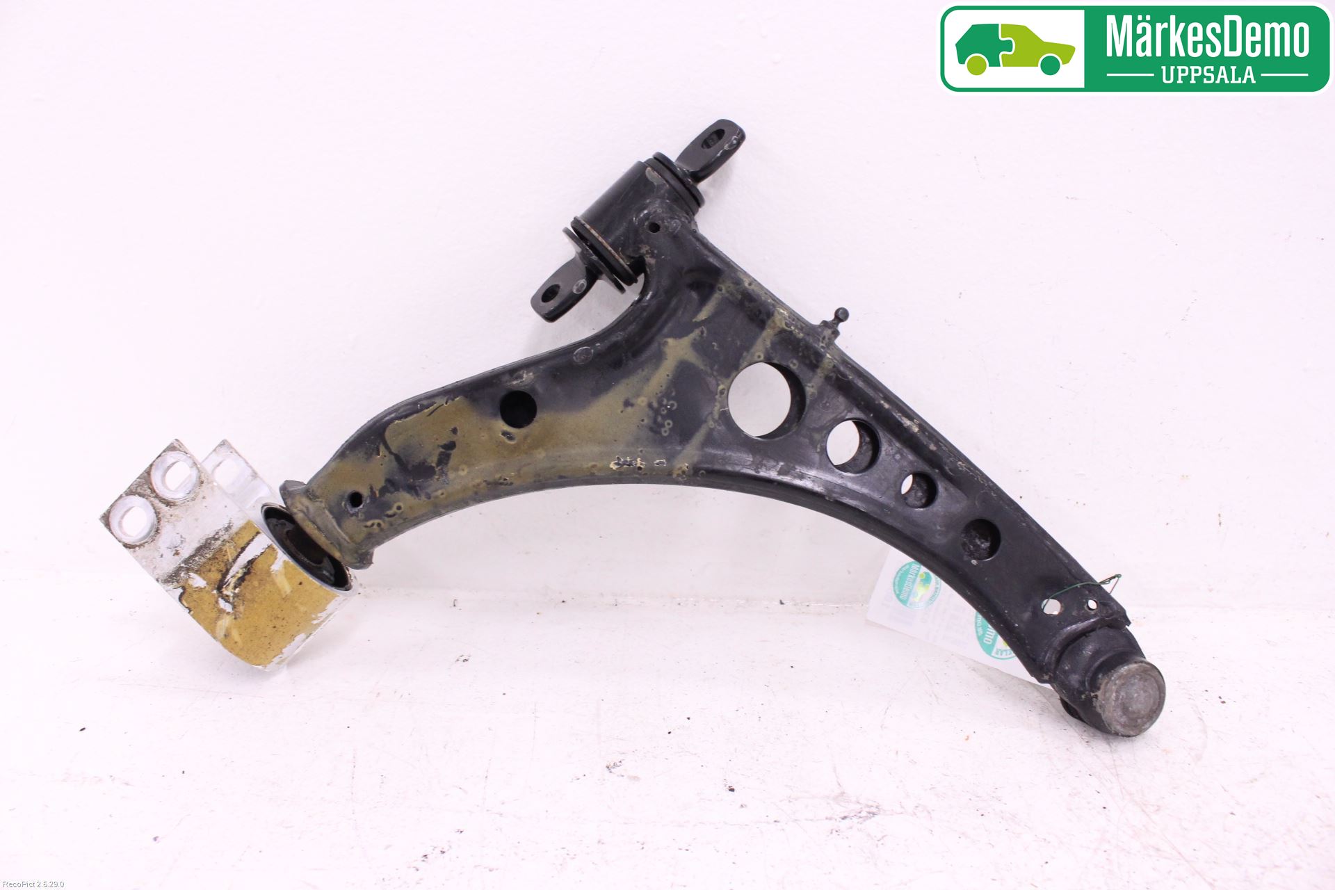 Opel INSIGNIA 17- Bärarm Fram Undre Vä