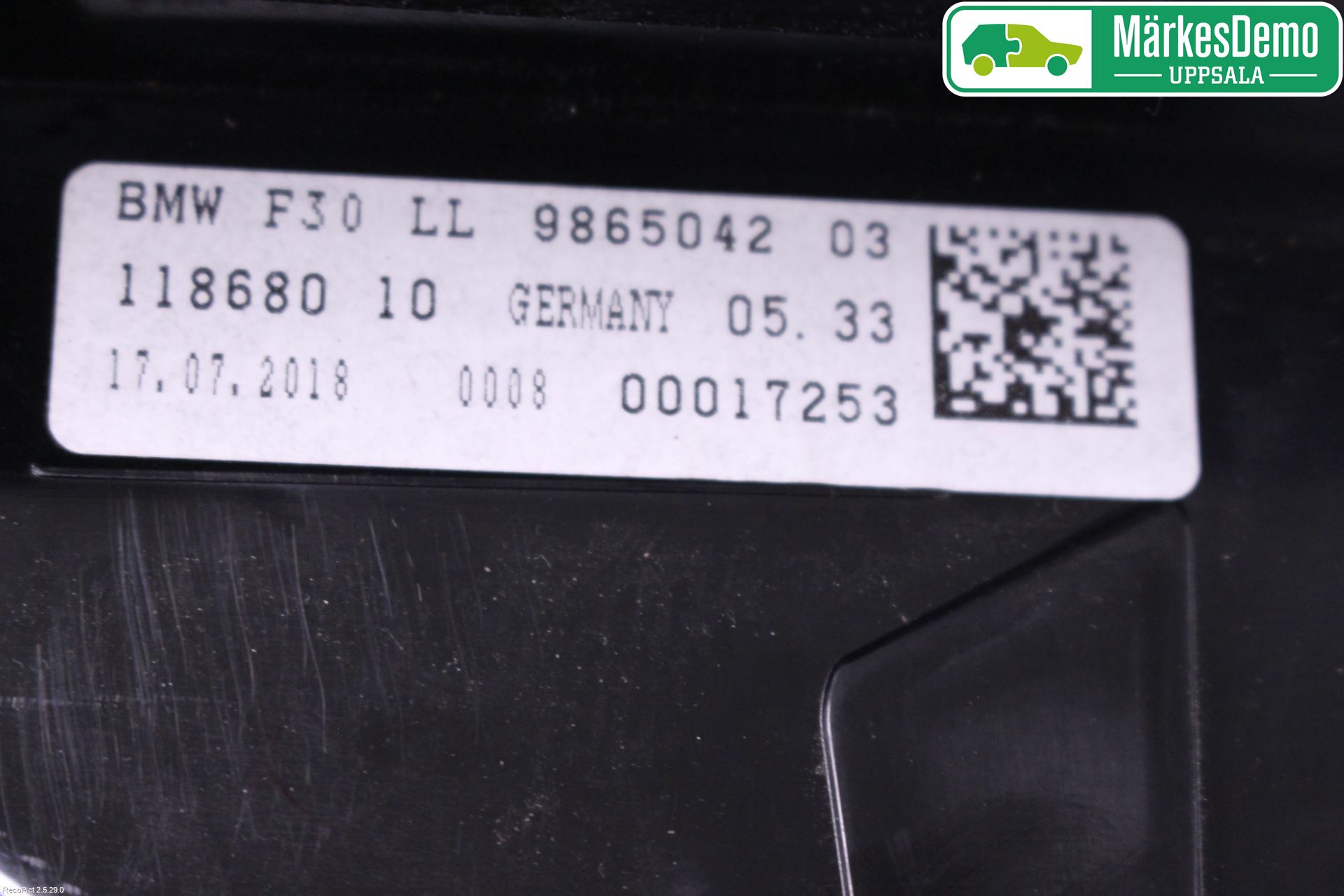 BMW 3 F30/F31/F80 12-19 Bildskärm
