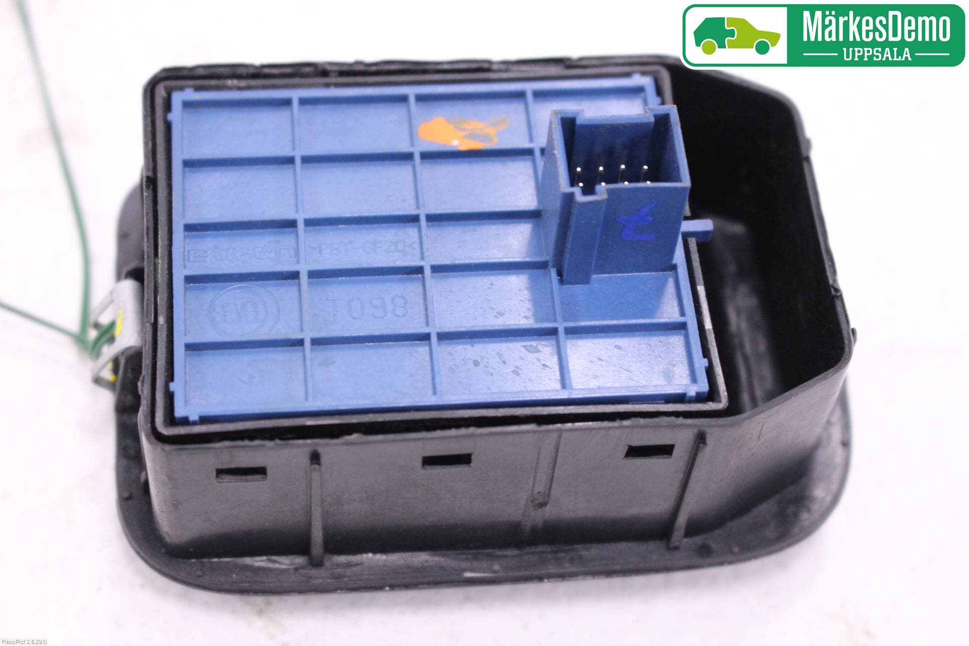 BMW 6 F12/F13 10-18 Antennförstärkare