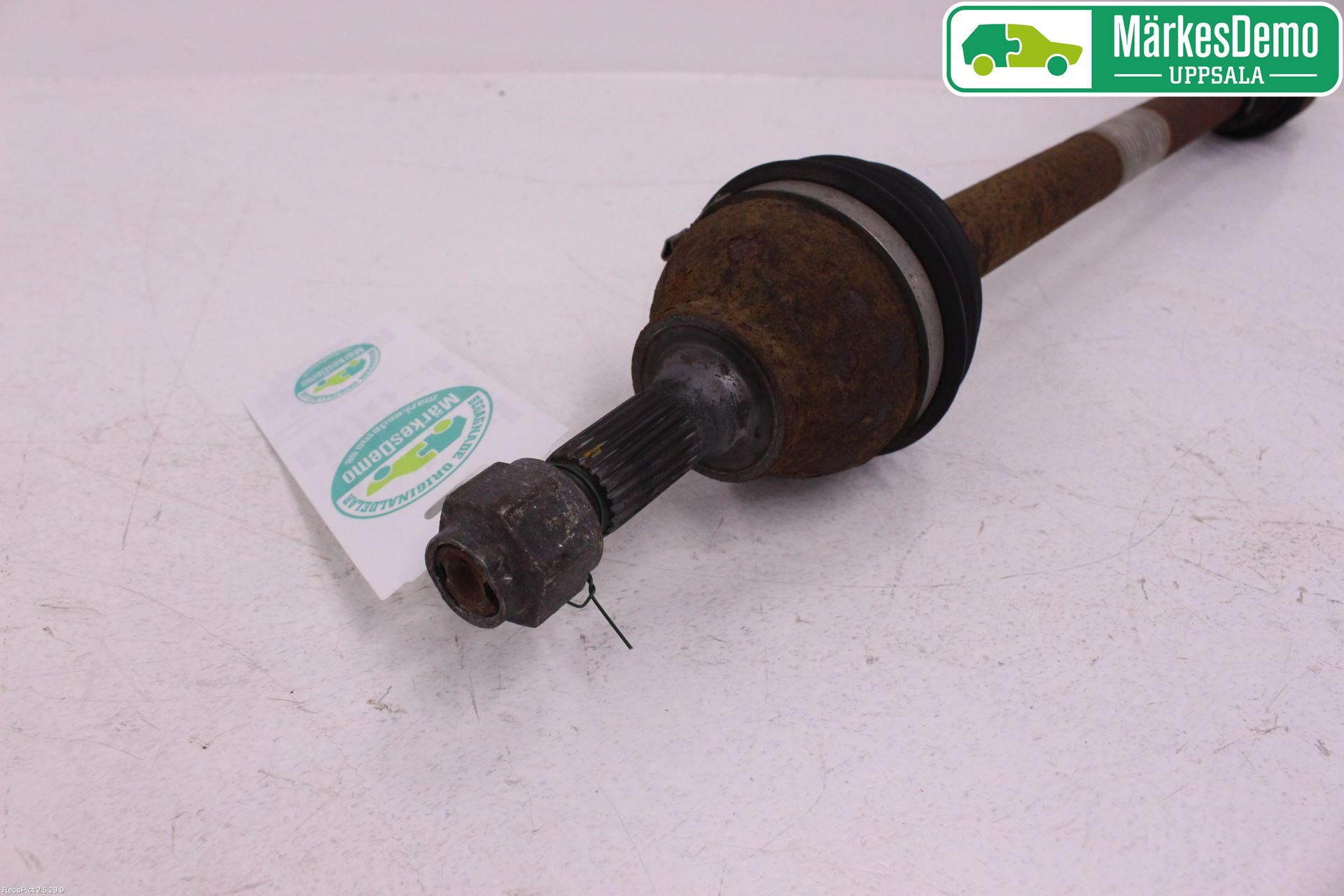 Peugeot 1007 Drivaxel Fram Höger