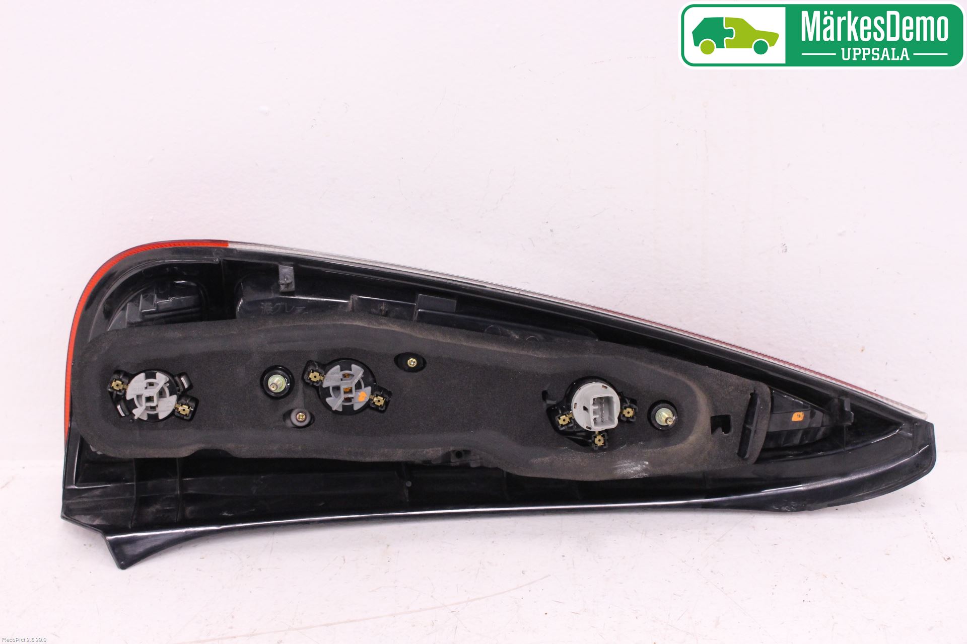 Toyota YARIS VERSO P1 00-05 Bakljus Höger