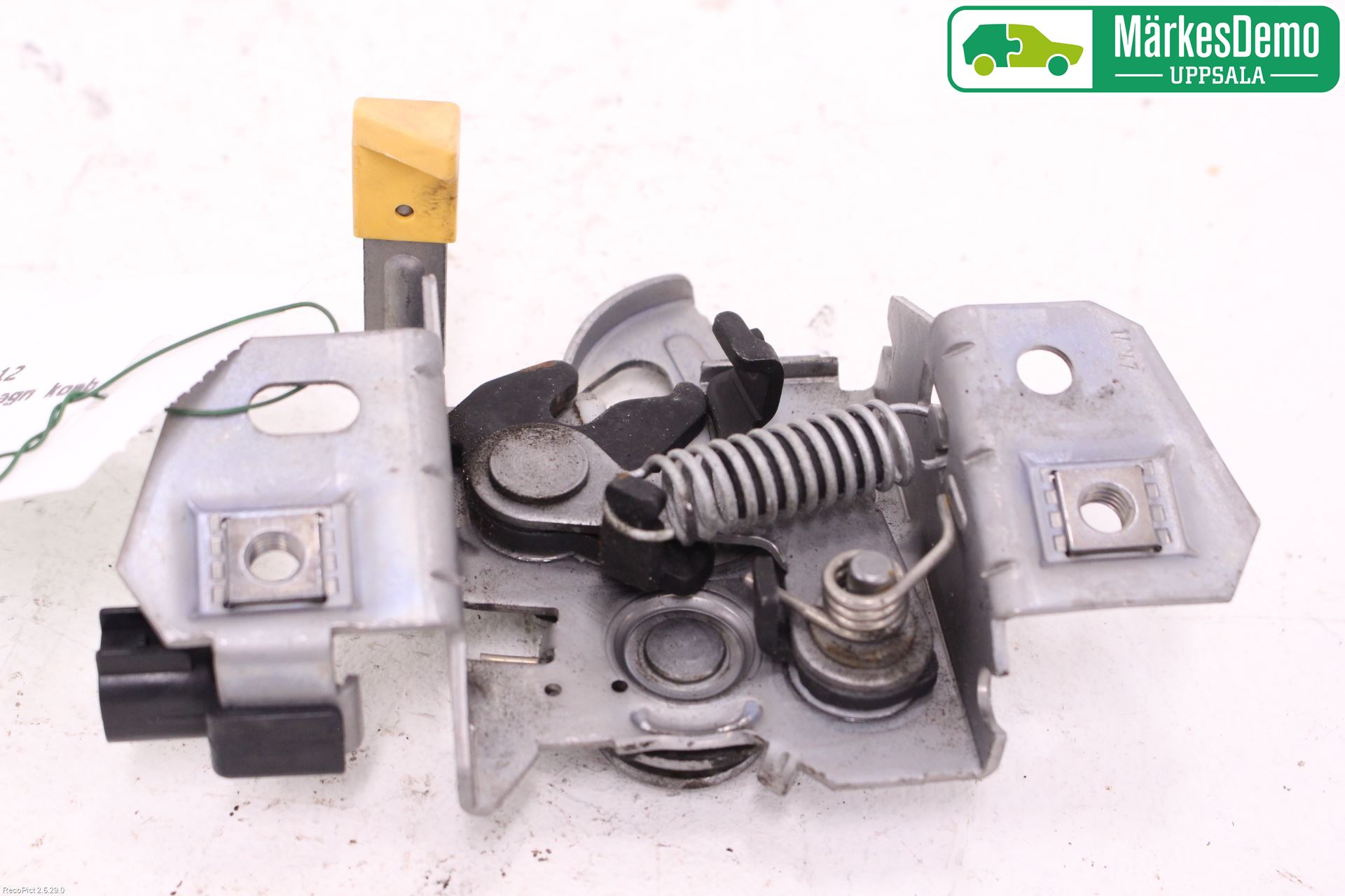 Volvo V50 08-12 Huvlås