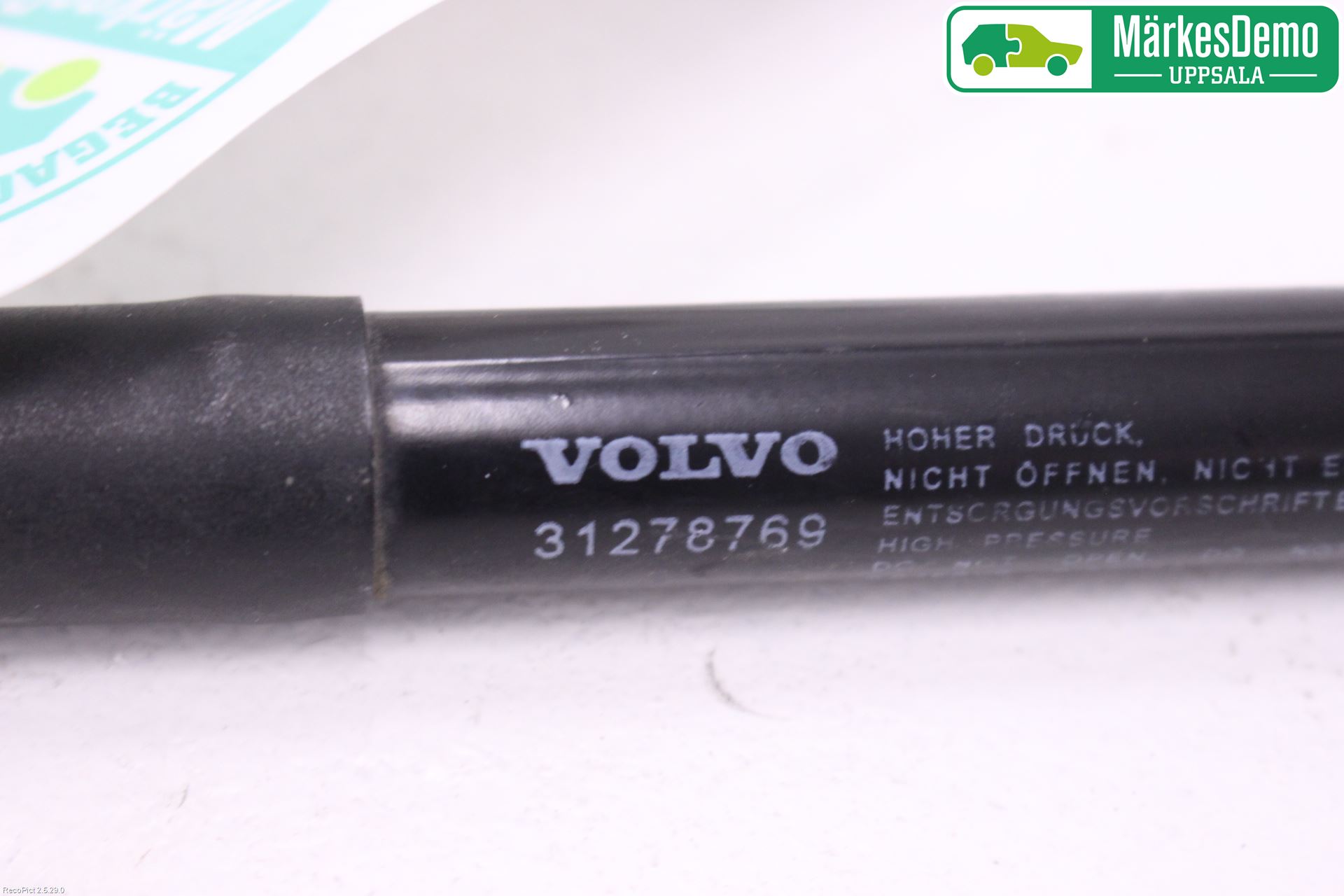 Volvo V60 11-13 Gasfjäder Motorhuv