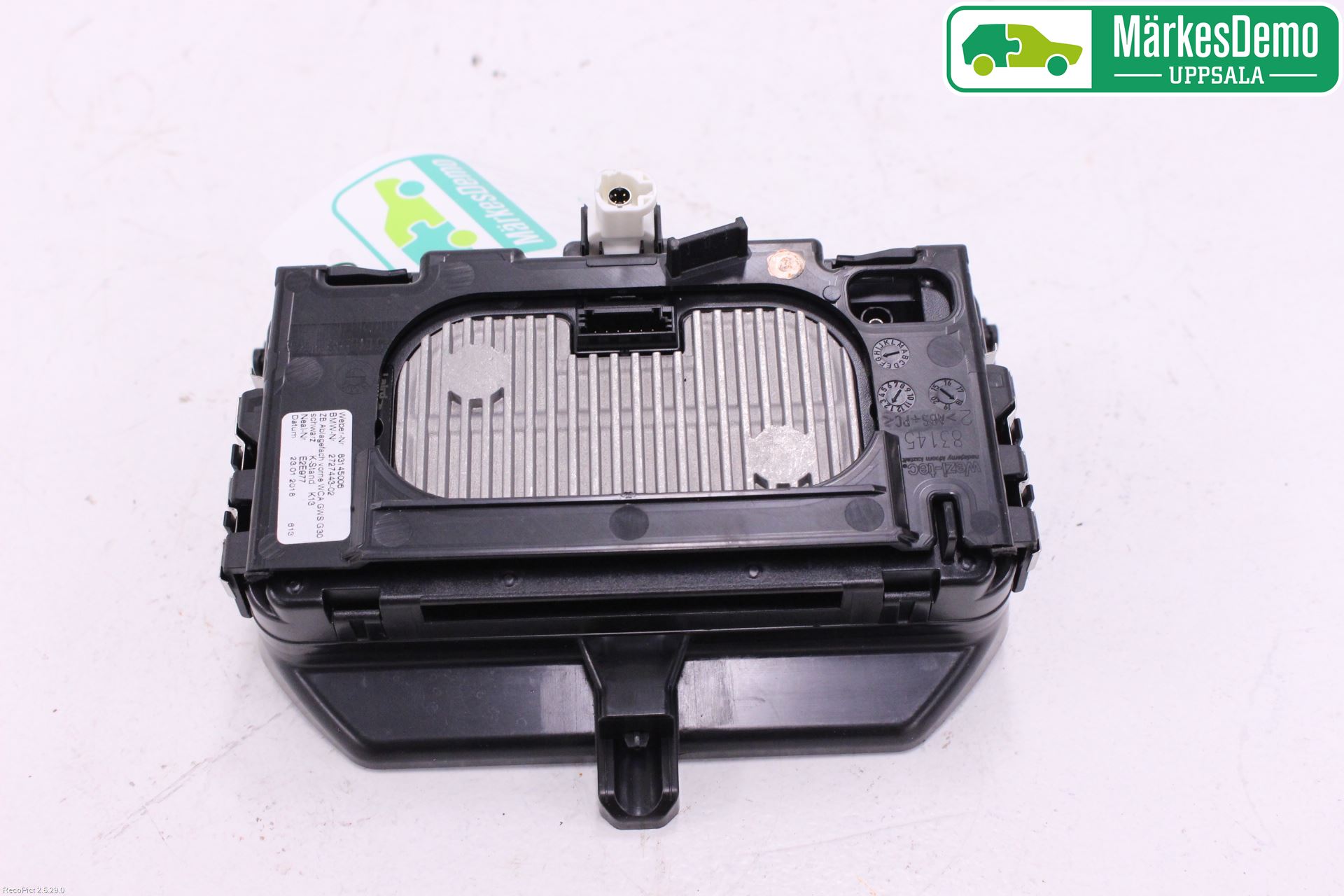 BMW 5 G30/G31/F90 17-23 Telefon