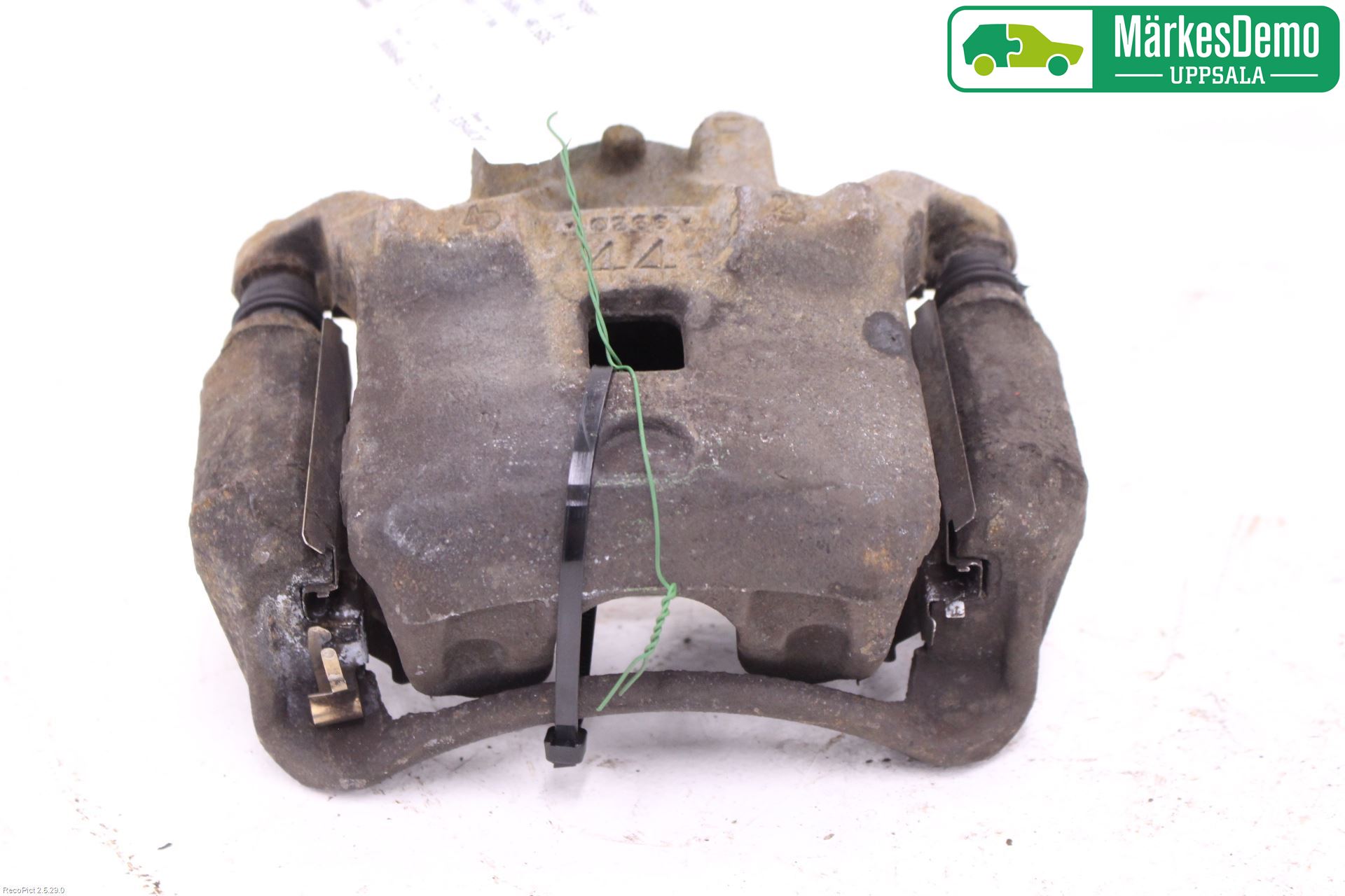 Nissan JUKE 10-14 Bromsok Fram Höger