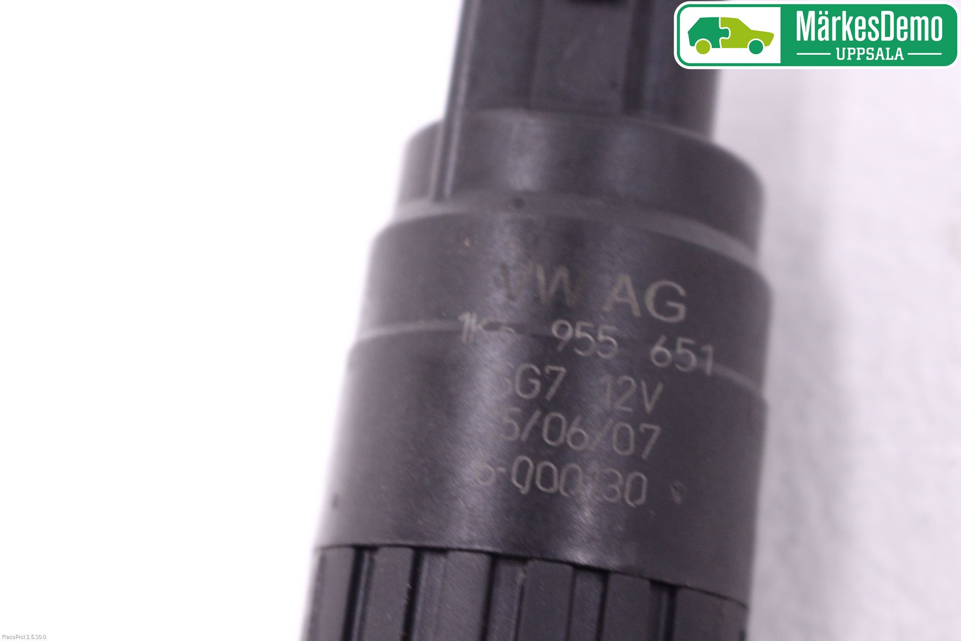 Volkswagen VW GOLF V 04-09 Spolarpump Vindruta