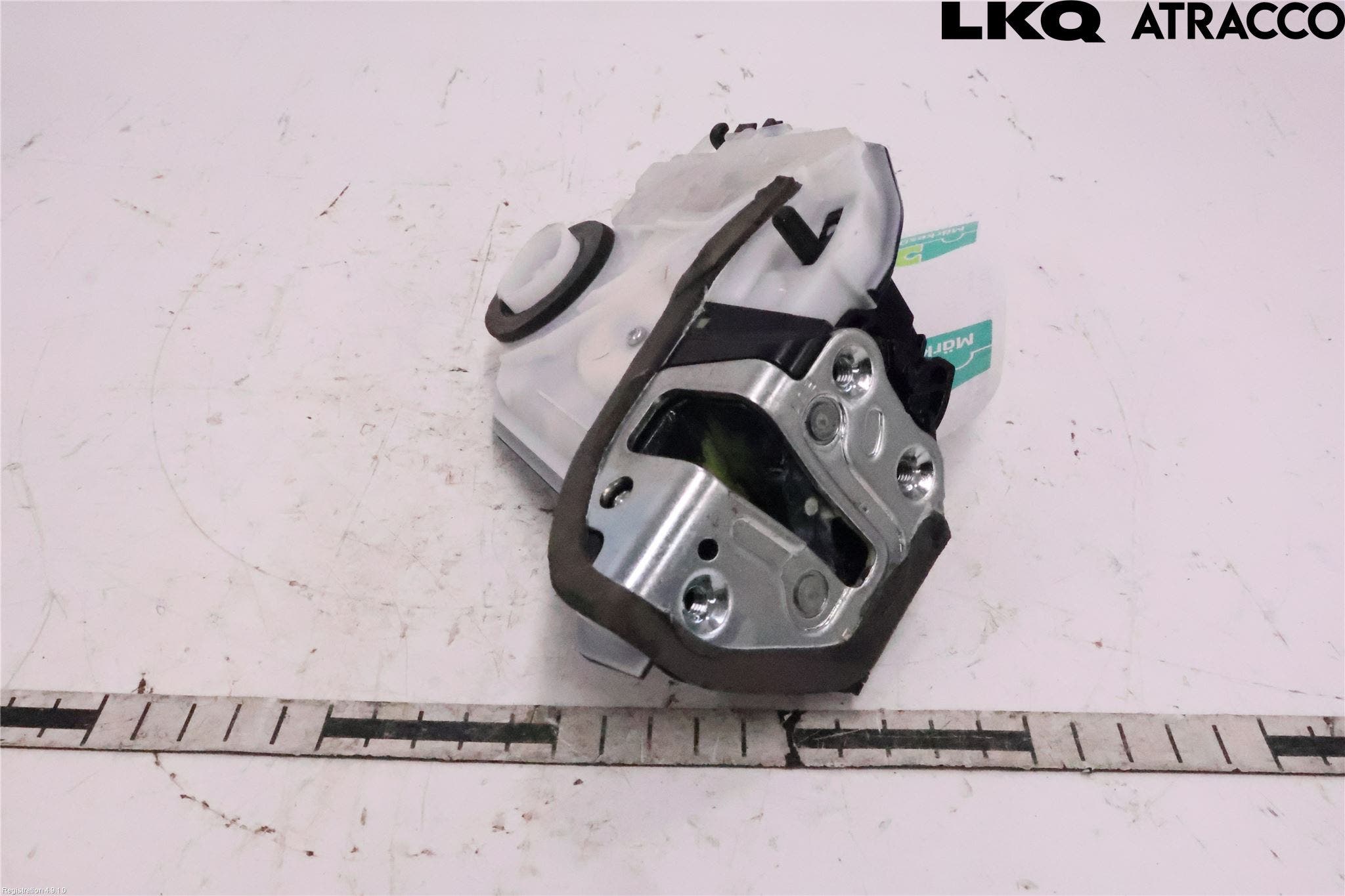 Toyota CAMRY 19-24 Låskista-Dörrlås