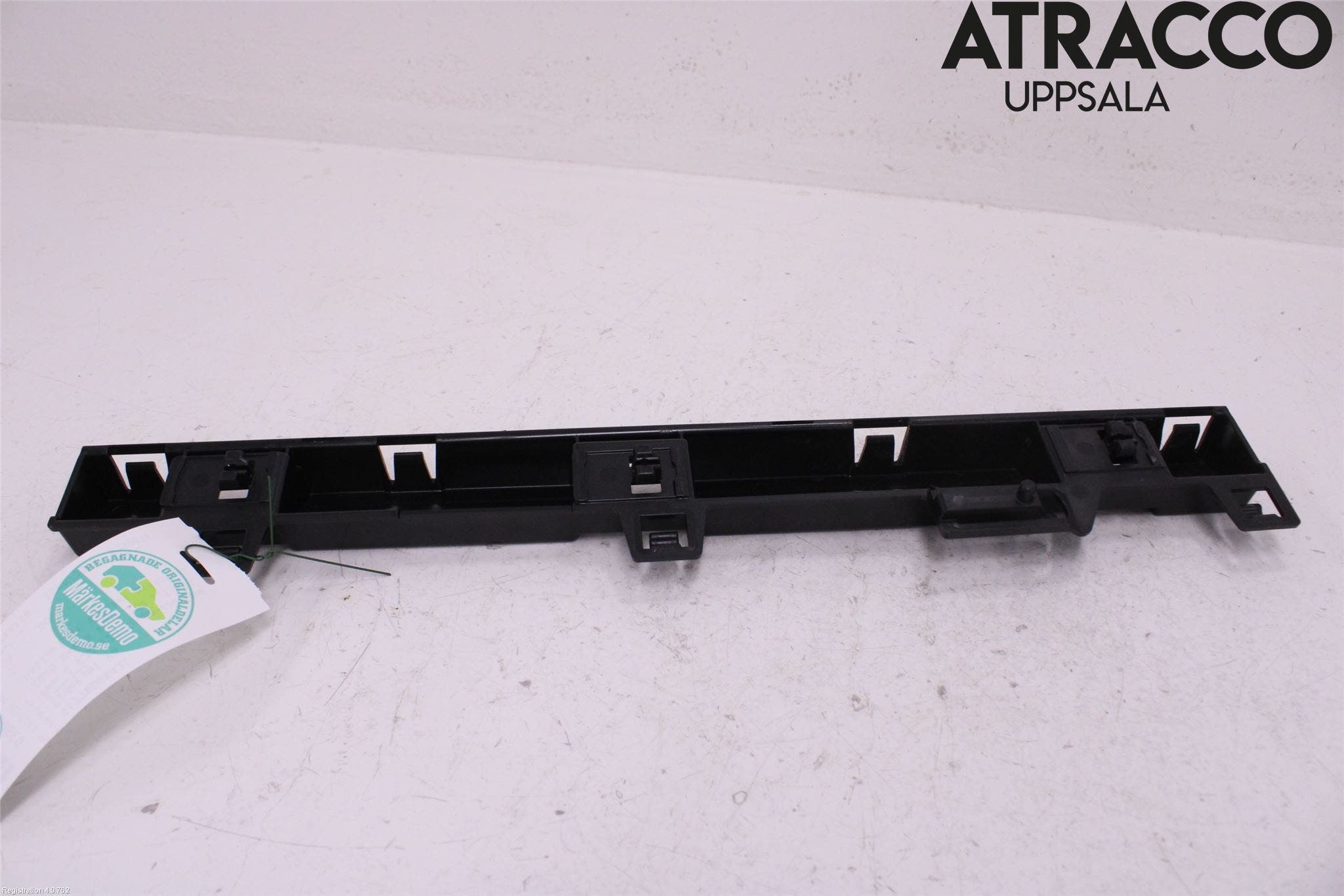 BMW 2 F22/F23/F87 Coupé/Cab 13-21 Sidokjol Vä