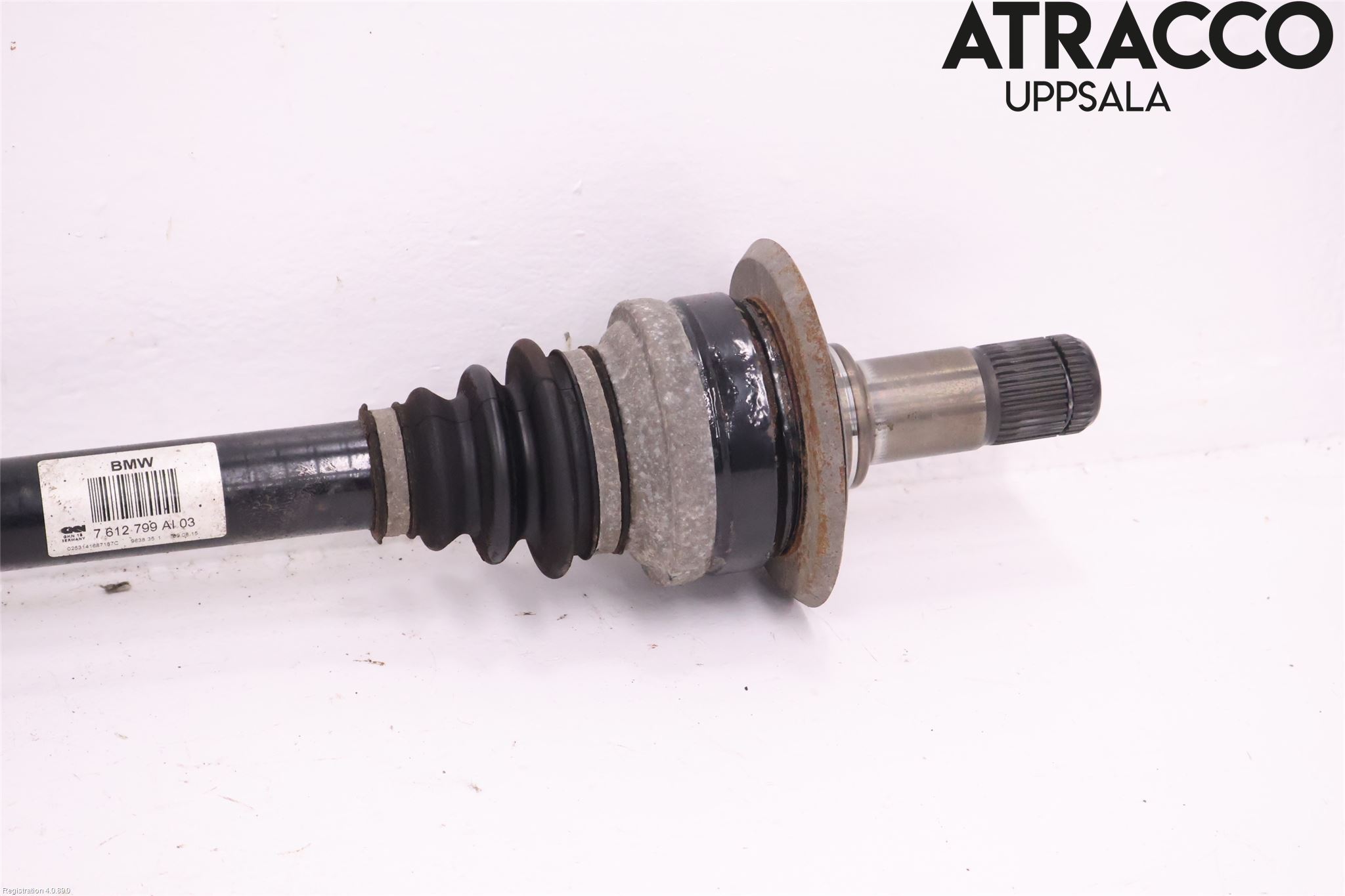 BMW X4 F26 14-18 Drivaxel Bak Vänster