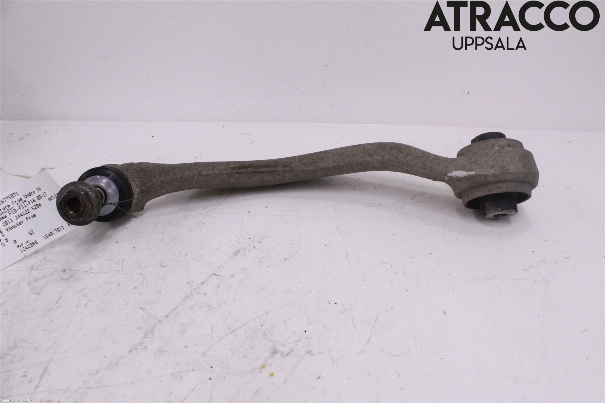 BMW 5 F10/F11/F18 09-17 Bärarm Fram Undre Vä