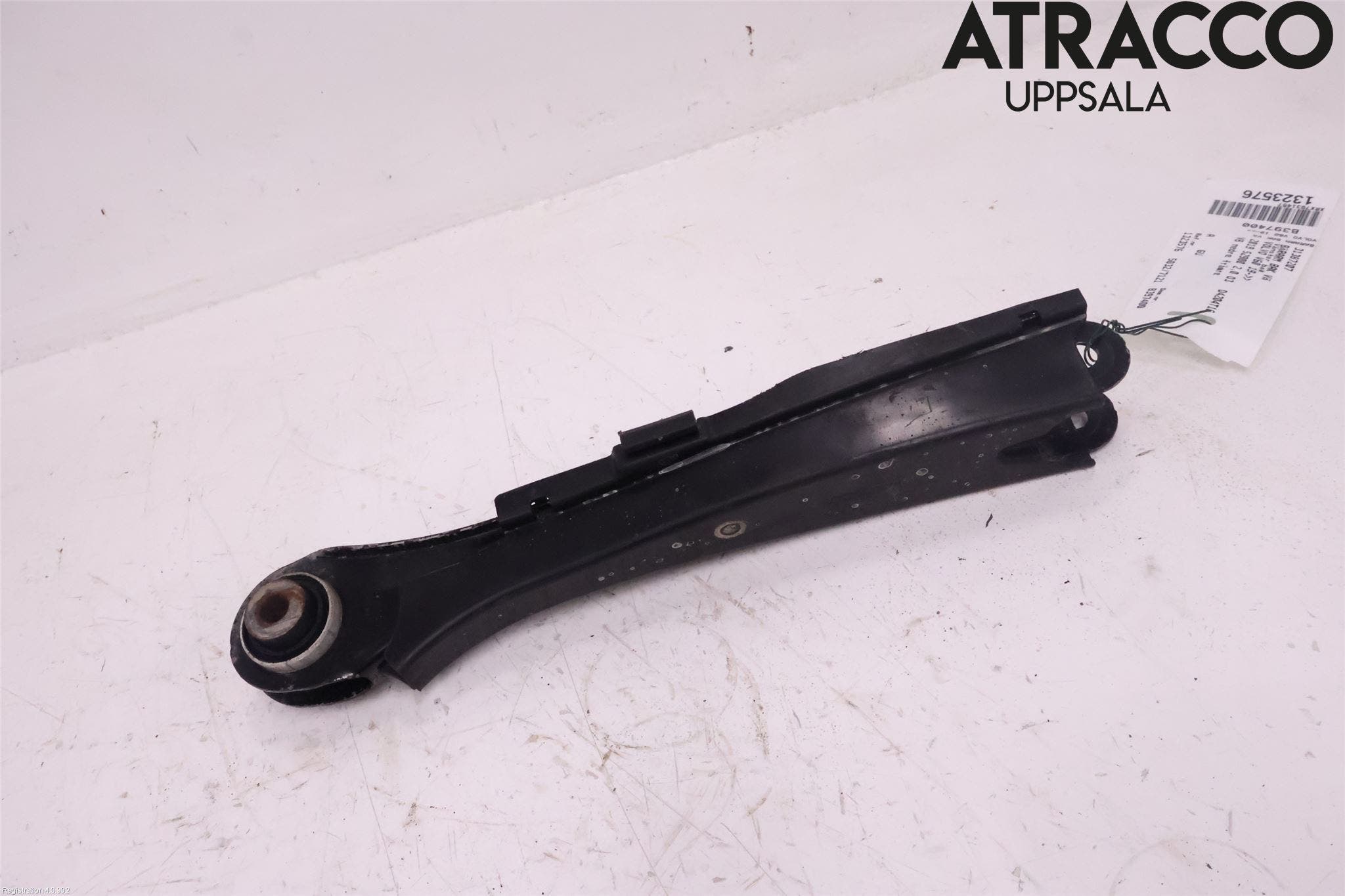 Volvo V60 19- Bärarm Bak Vänster