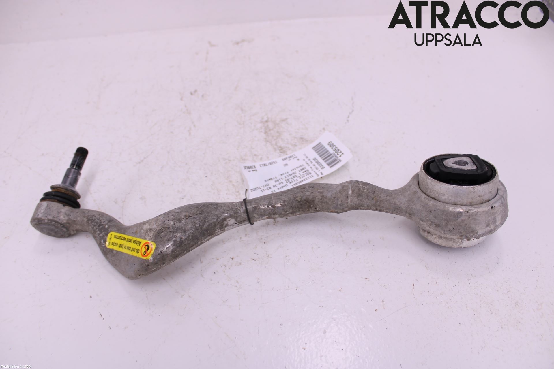 BMW 1 E87/81 5D/3D 03-11 Bärarm Fram Undre Vä