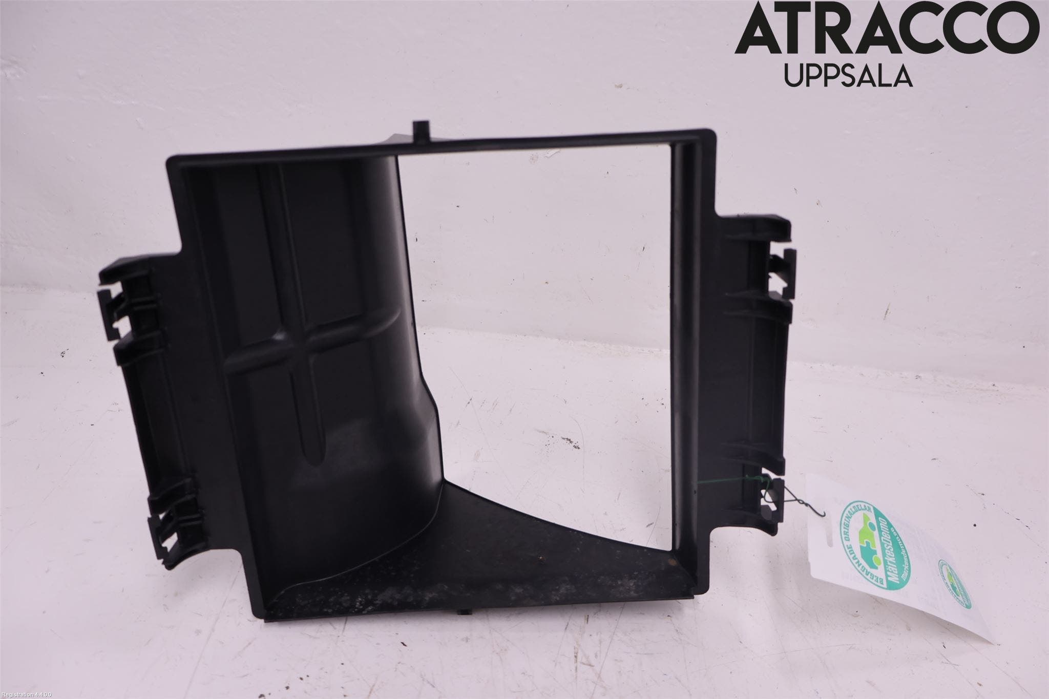 Mercedes-Benz MB C-KLASS (W205) 14-21 Deflektor Plåt-Plast Kylning