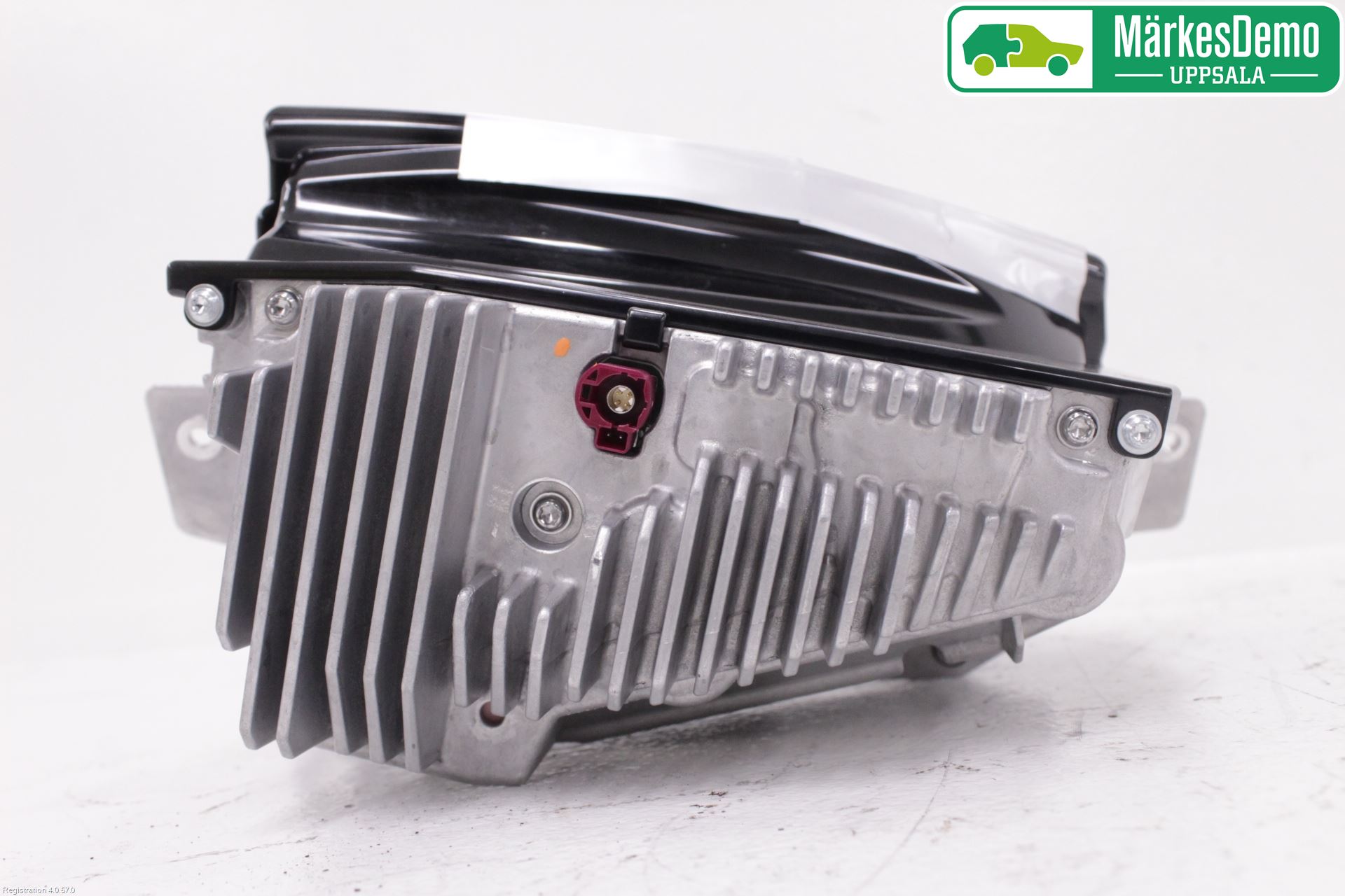 BMW 3 F30/F31/F80 12-19 Bildskärm
