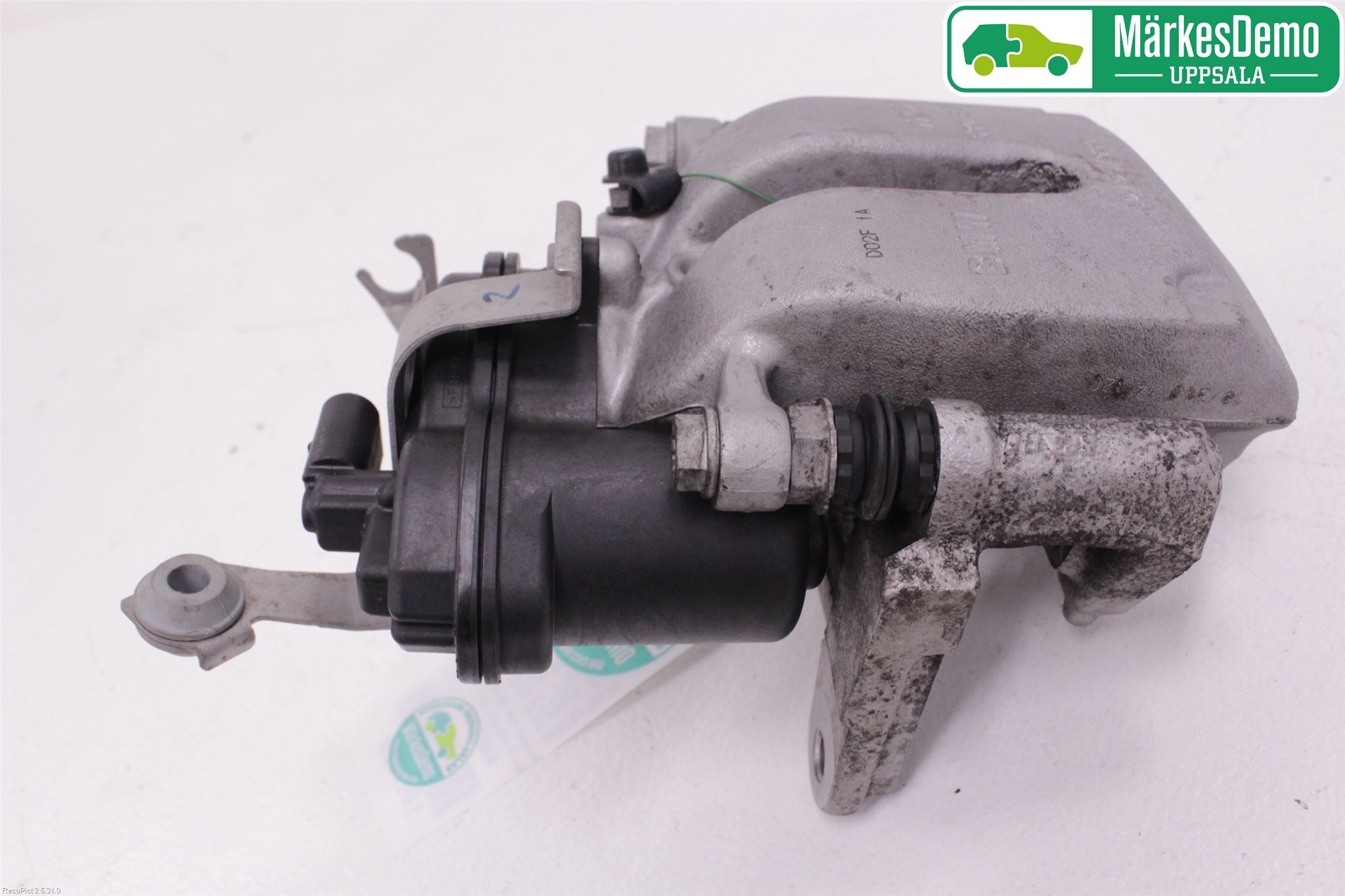 BMW 5 G30/G31/F90 17-23 Bromsok Bak Vänster