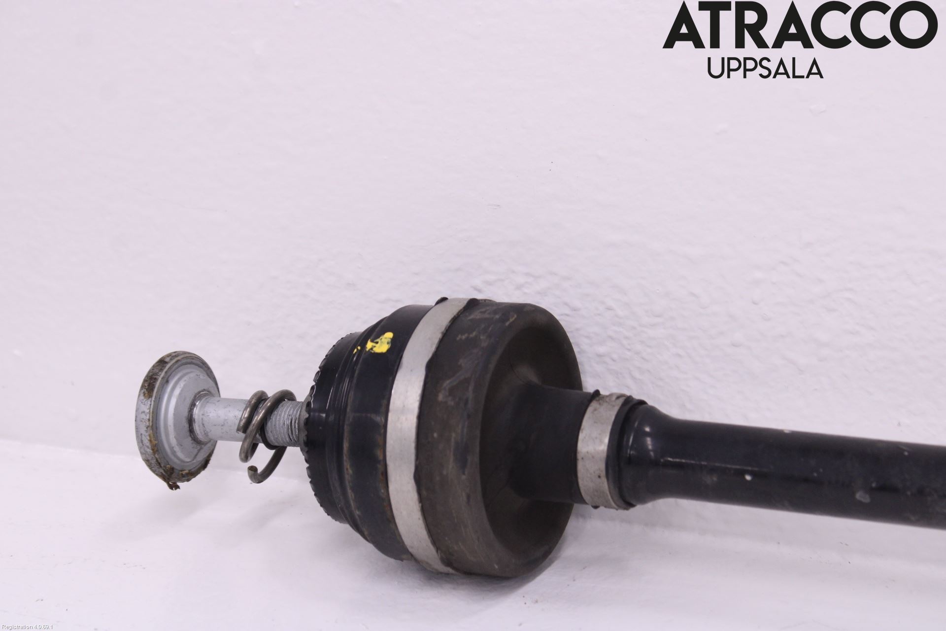 BMW 5 G30/G31/F90 17-23 Drivaxel Bak Höger