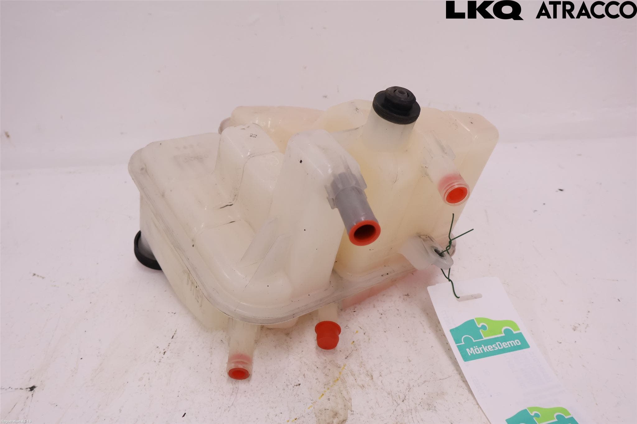 Toyota AURIS 13-19 Expansionstank